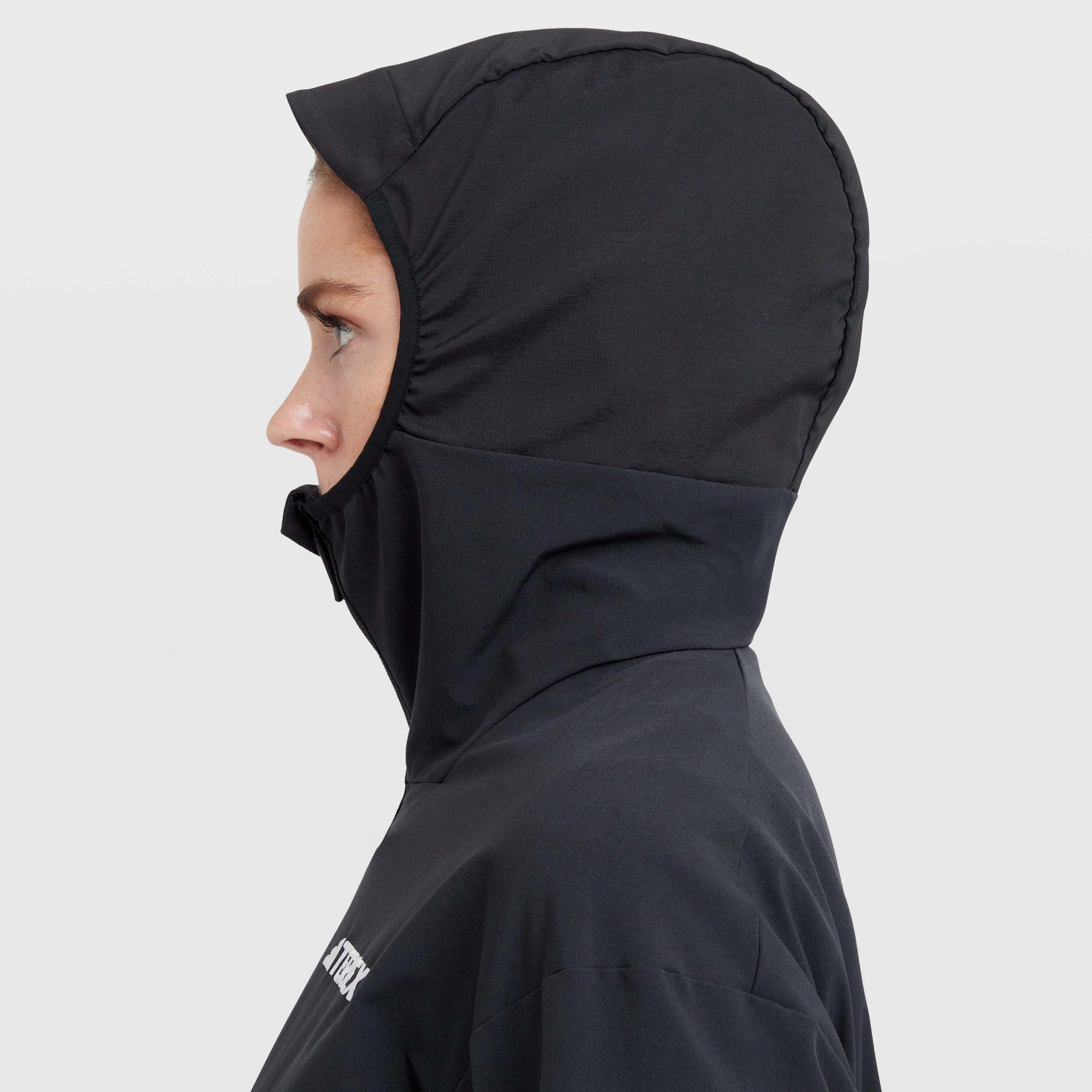 Women’s Multi Softshell Jacket - Image 5
