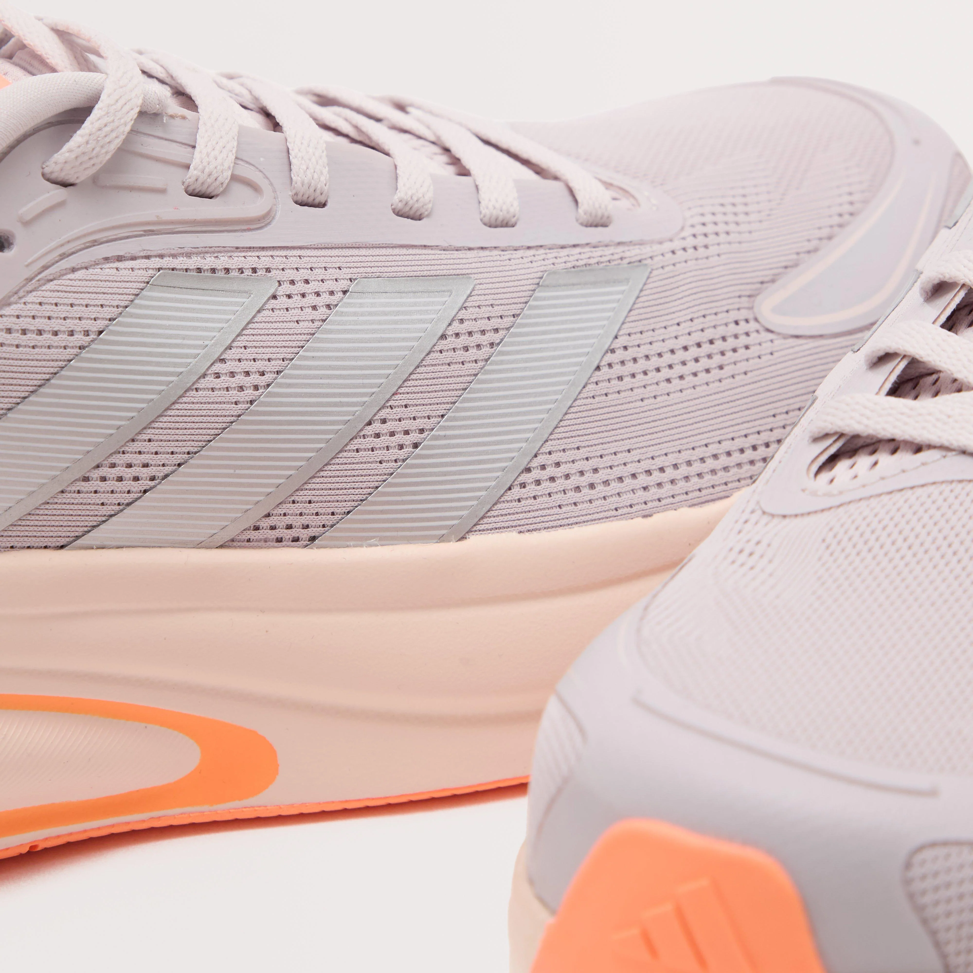 Women’s Response Runner 2 Shoe - Image 6
