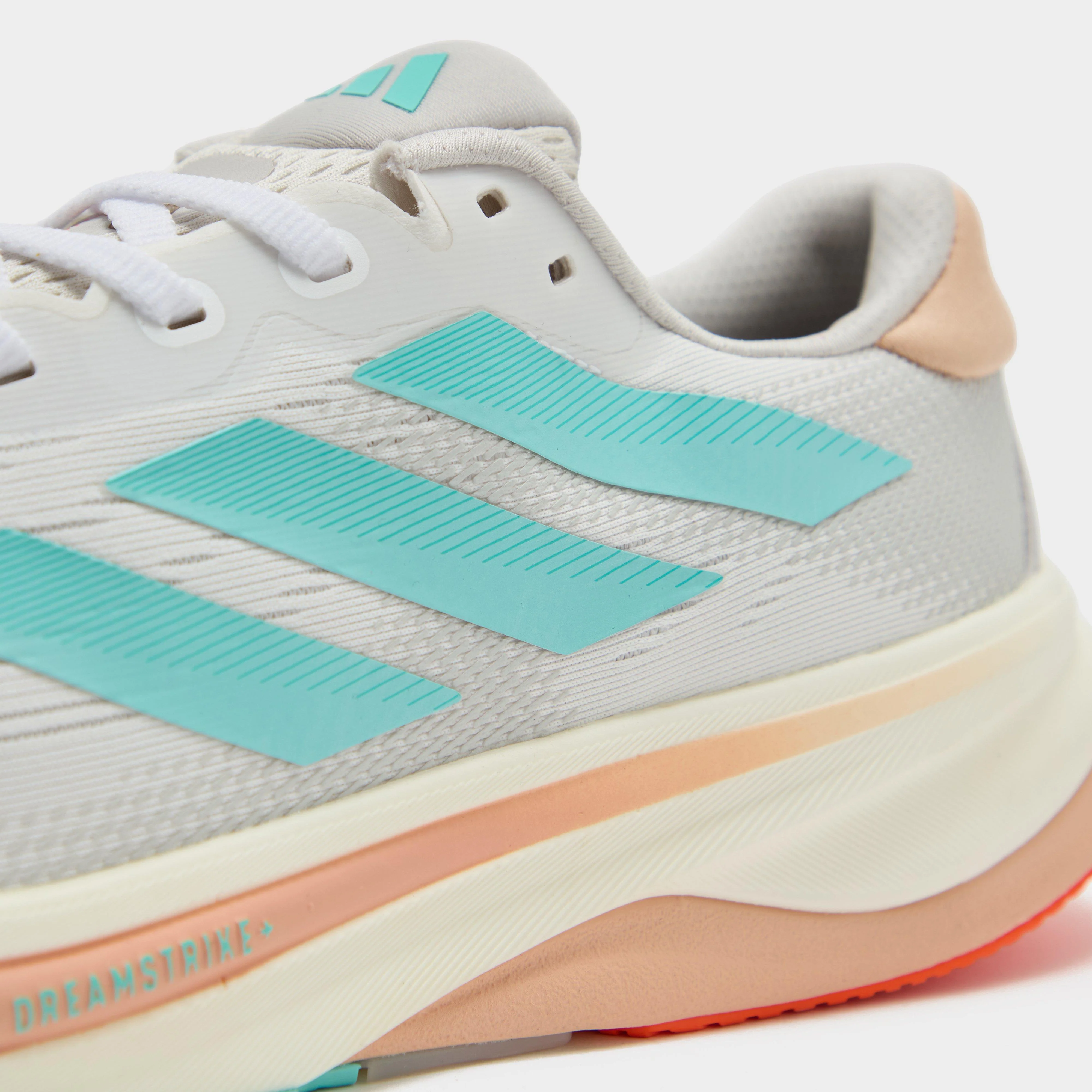 Women's Supernova Solution 2.0 Running Shoes - Image 4