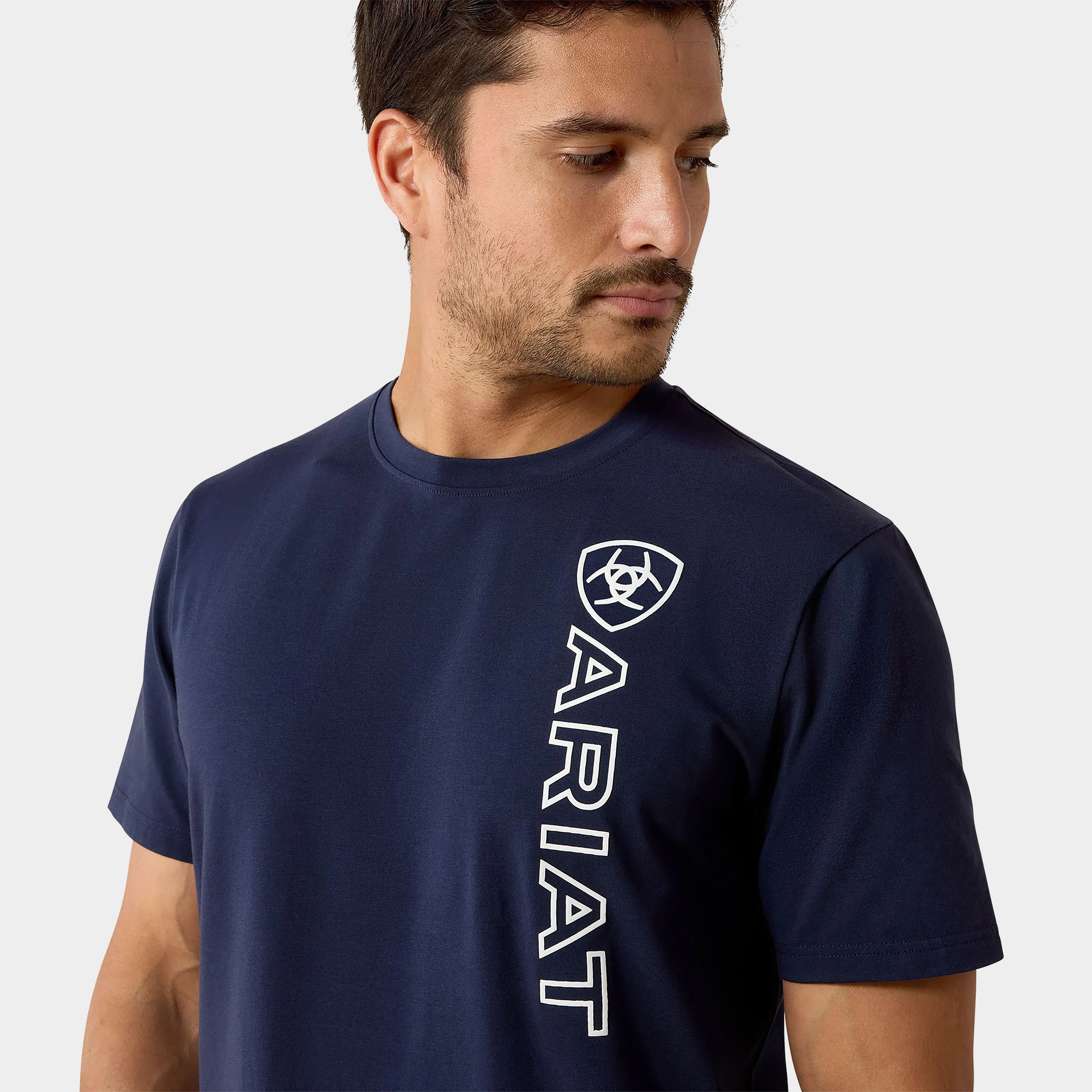 Men's Vertical Logo Short Sleeved Top - Image 3