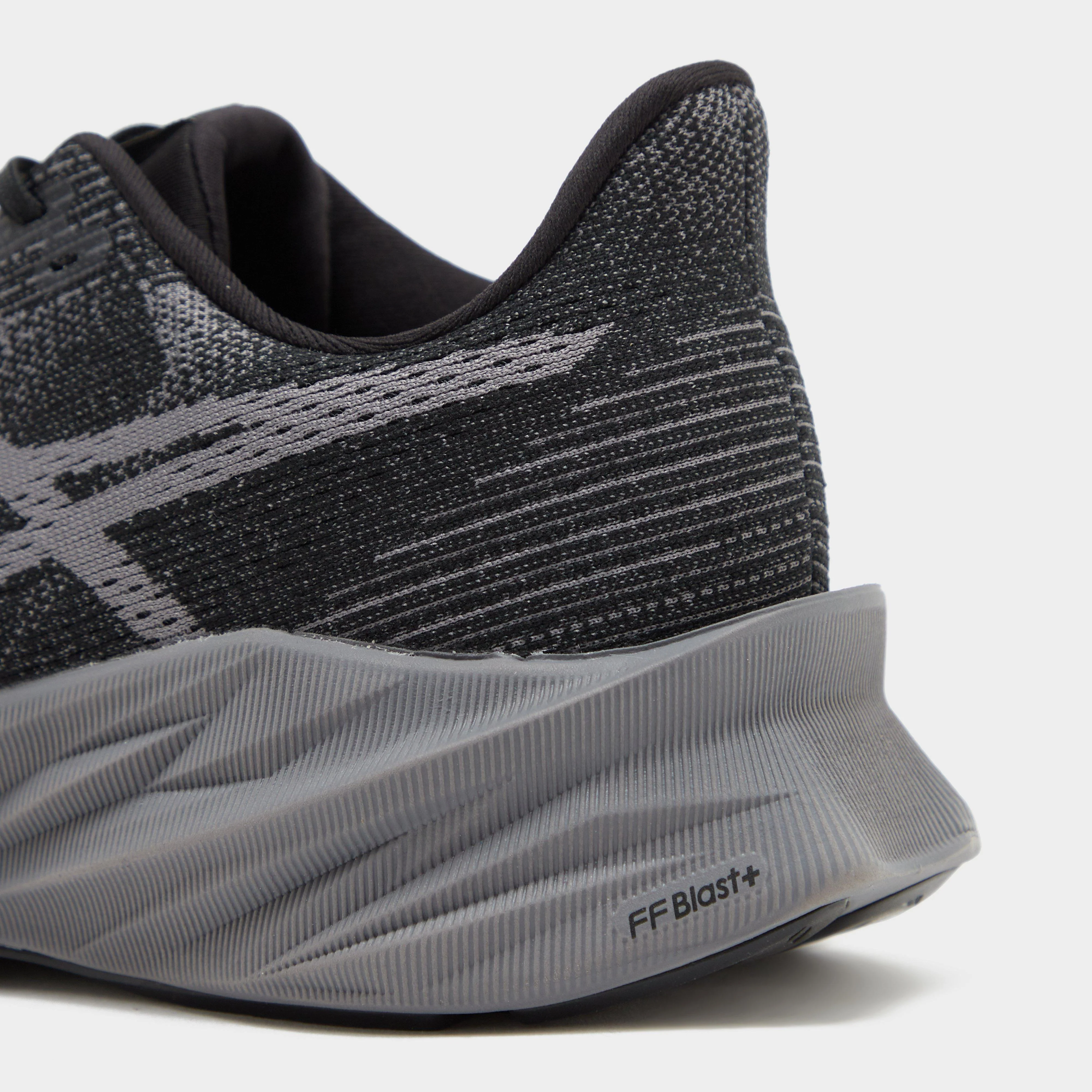 Men’s Dynablast 5 Running Shoes - Image 6