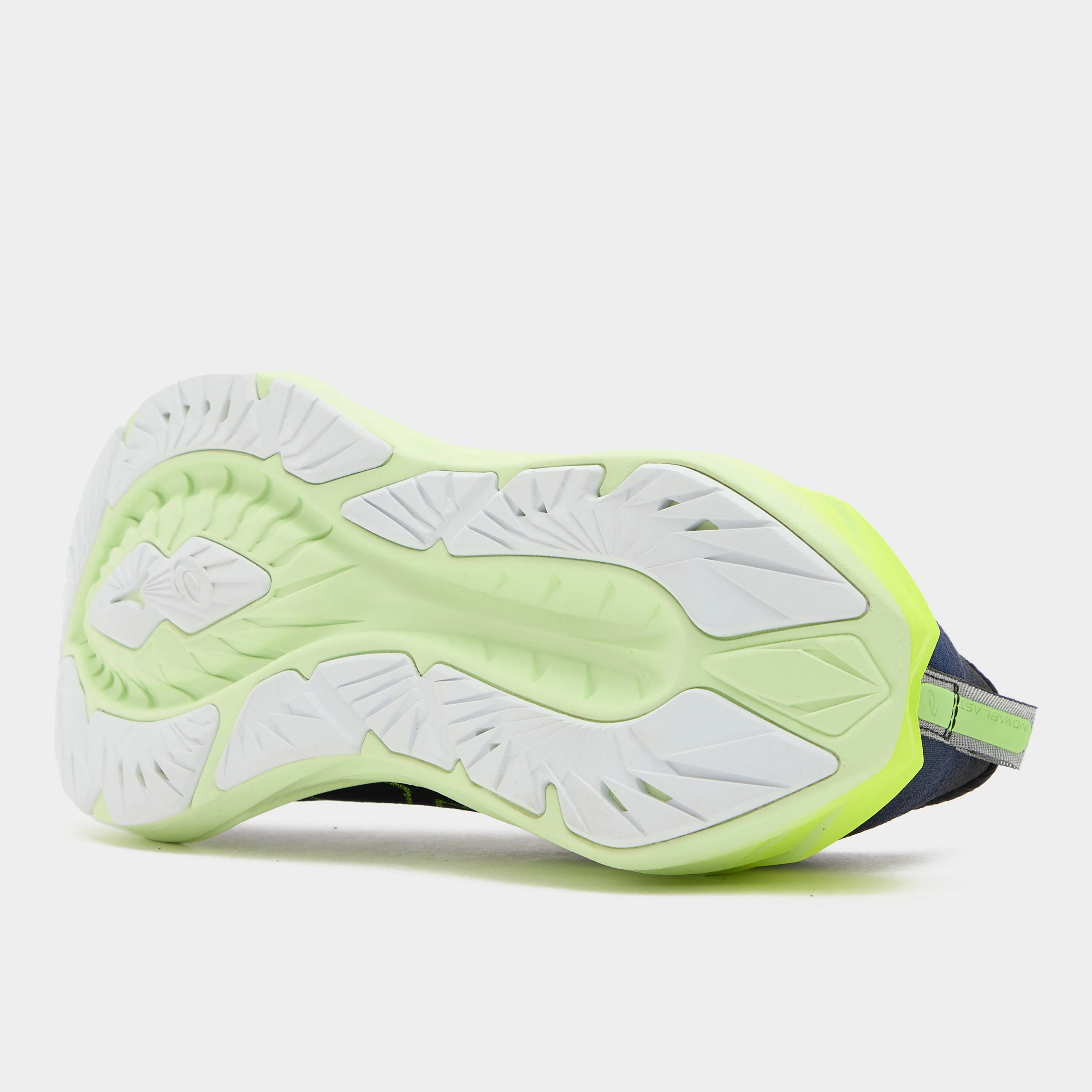 Men’s Novablast 4 Running Shoes - Image 2