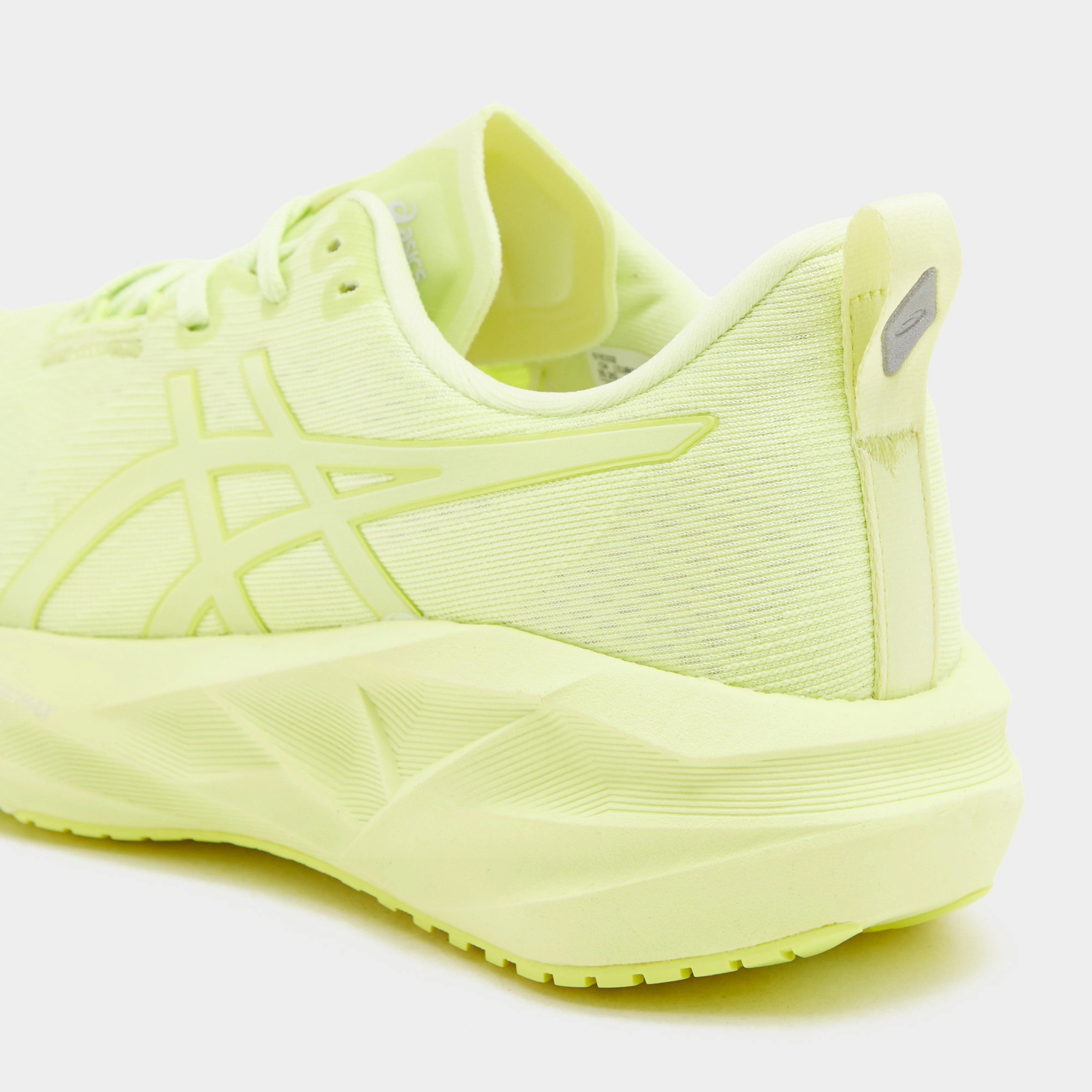 Men’s Novablast 5 Lite-Show Running Shoes - Image 6