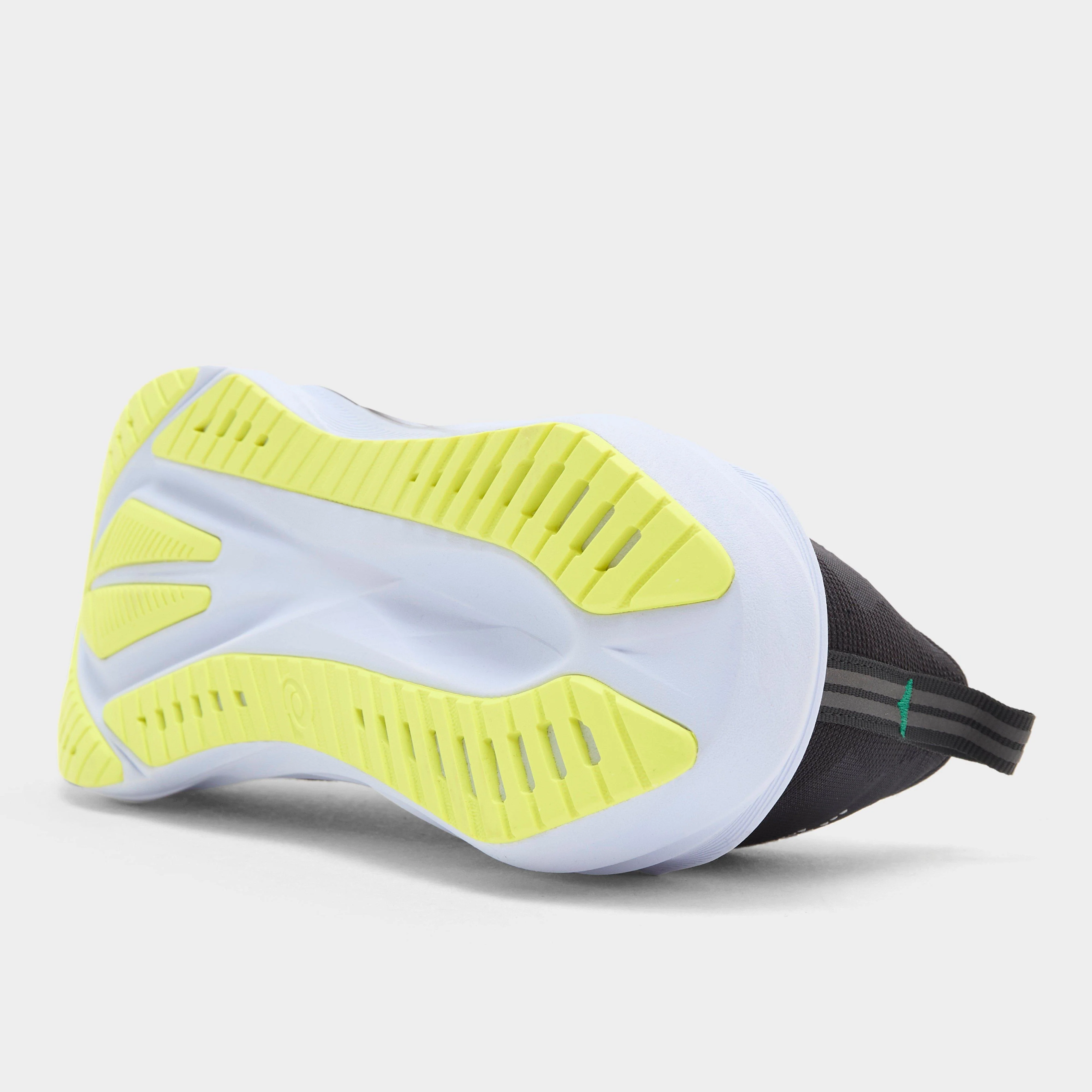 Men’s NOVABLAST 5 Running Shoes - Image 2