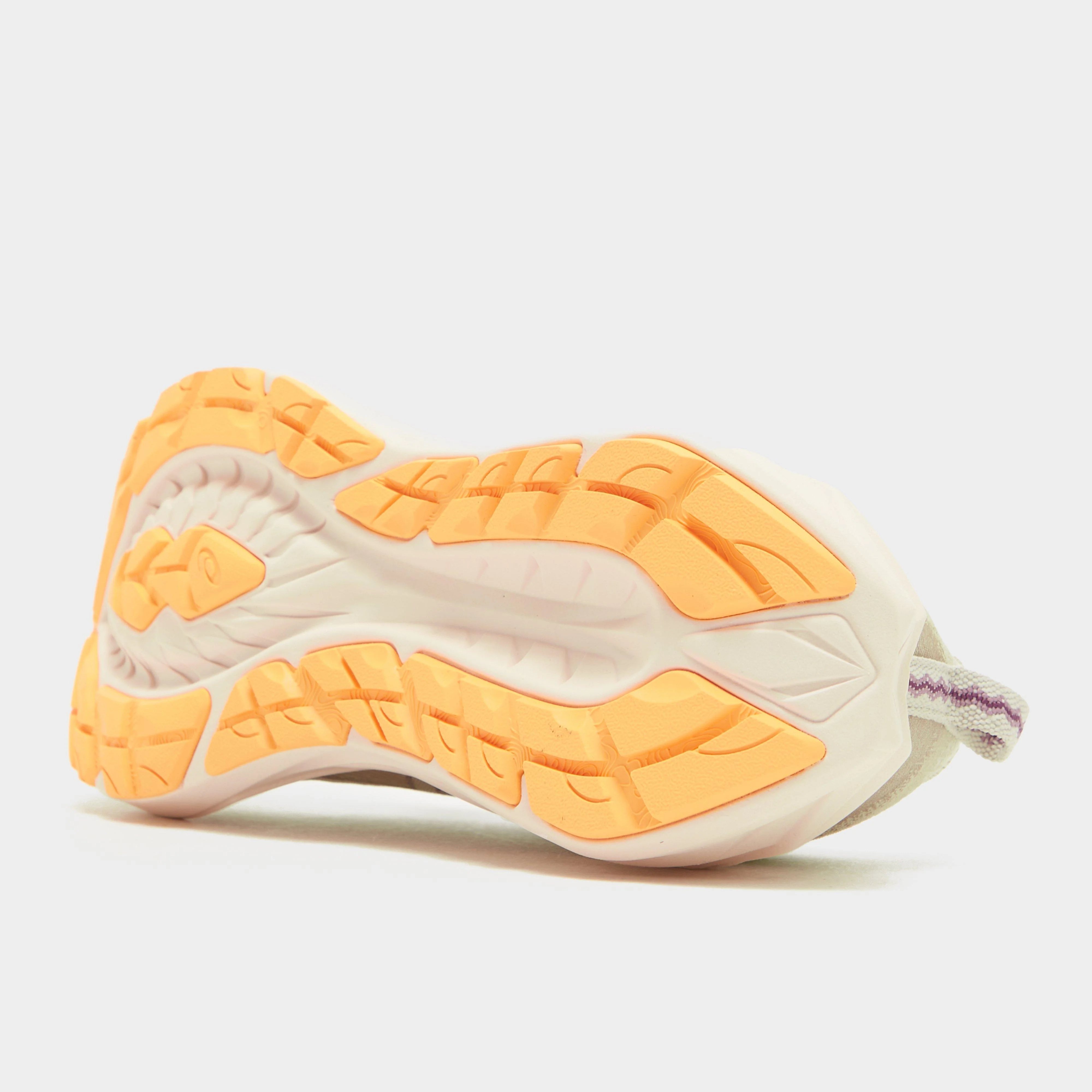 Women’s Novablast 4 TR Running Shoes - Image 2