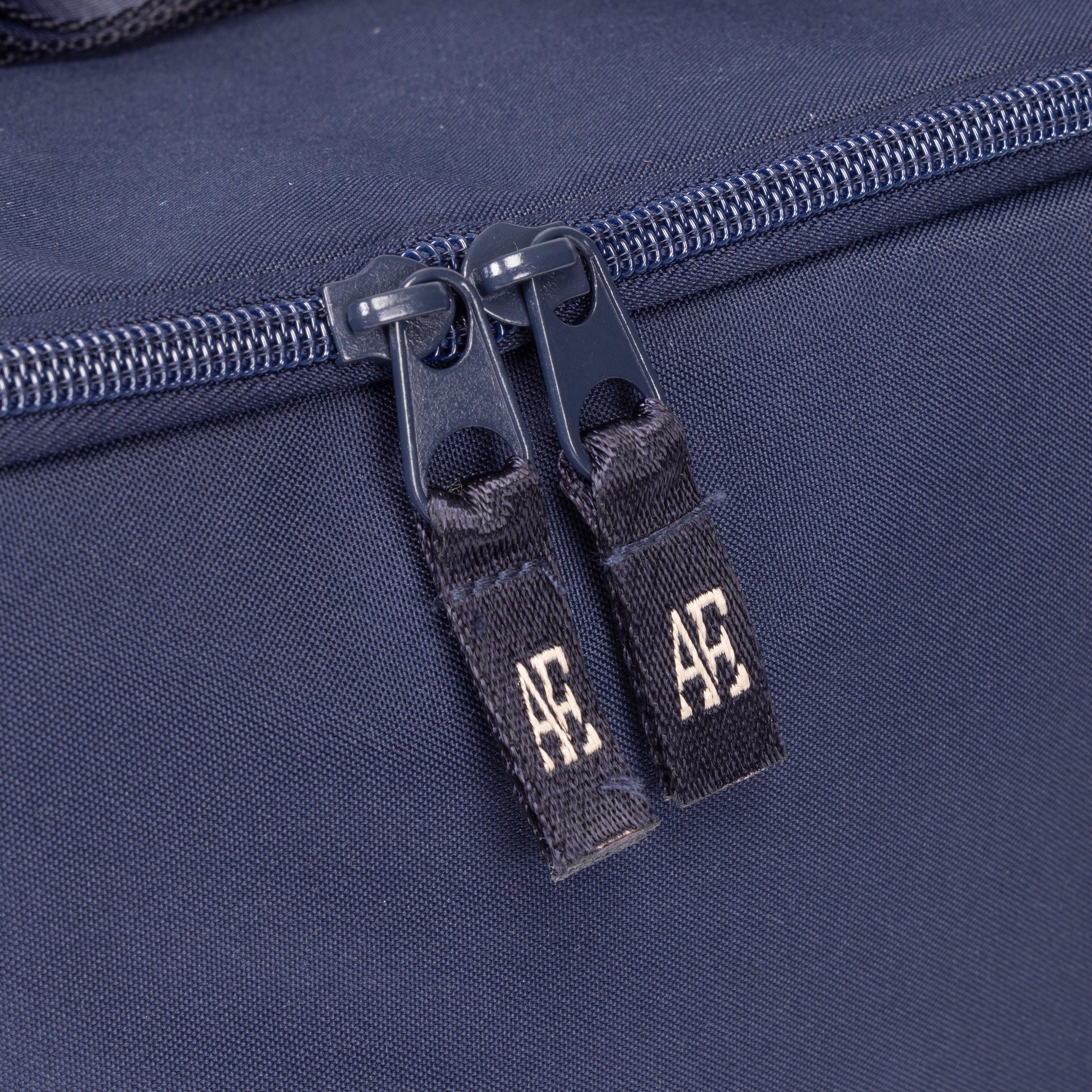 Equestrian Holdall Navy - Image 7