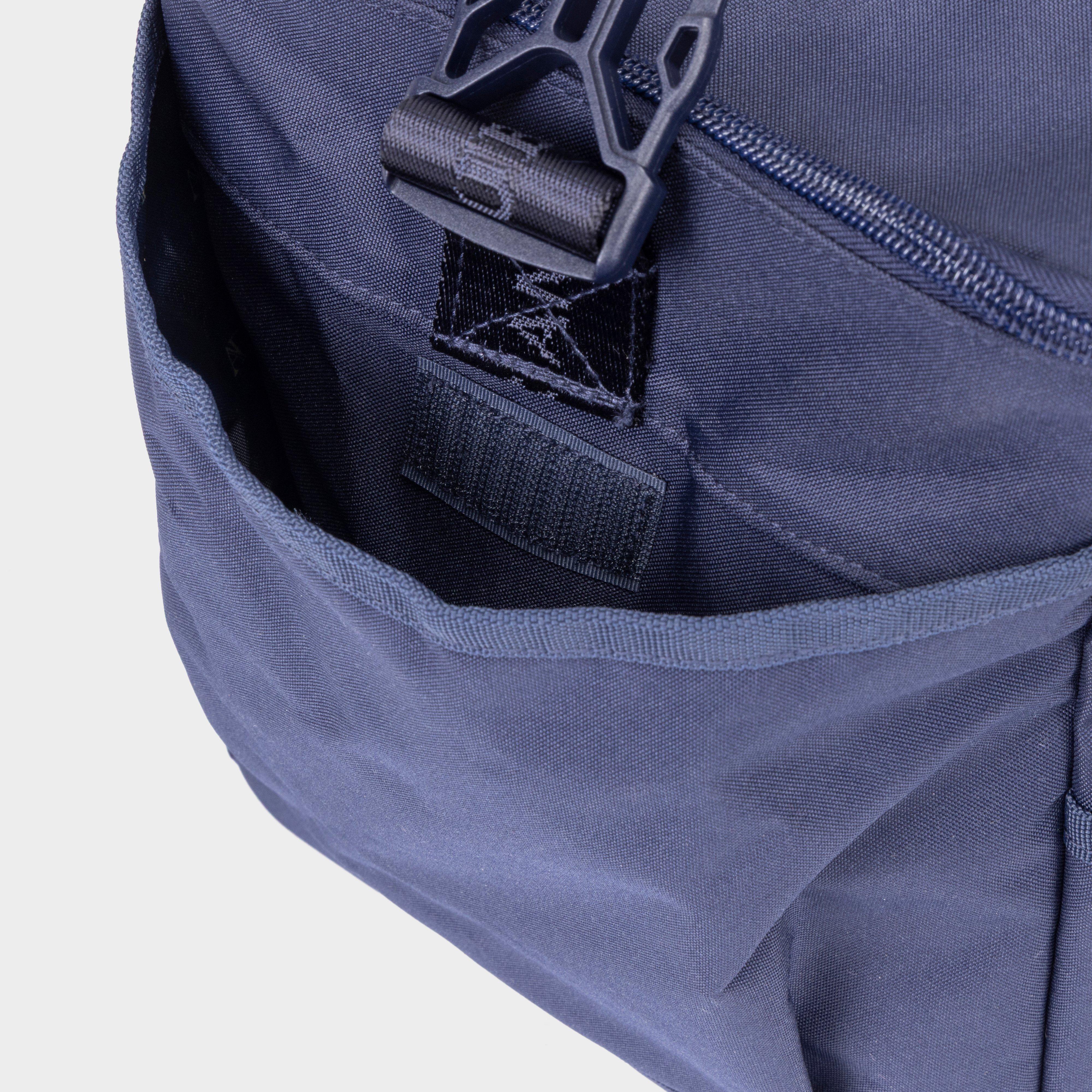 Equestrian Large Grooming Kit Bag Navy - Image 7