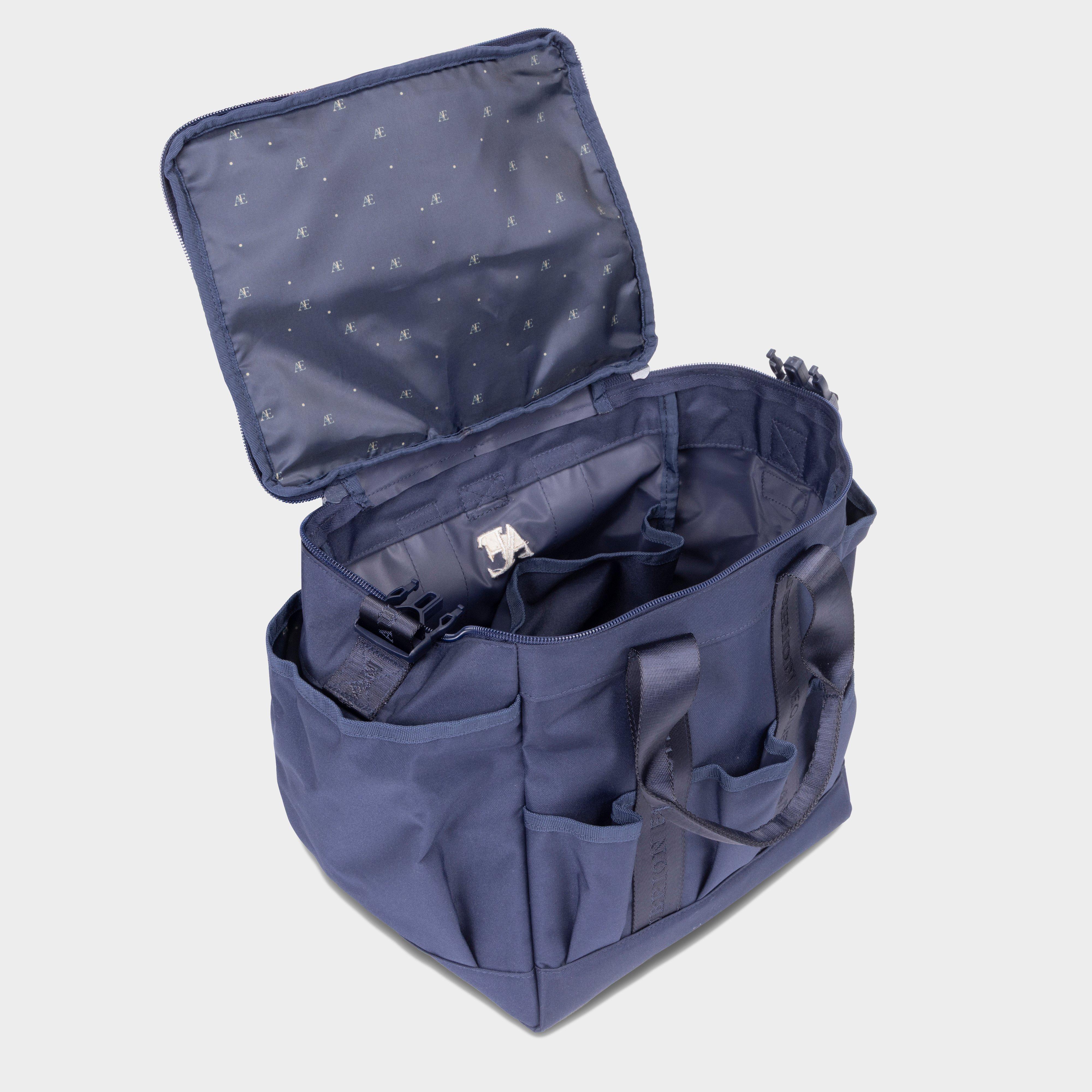 Equestrian Large Grooming Kit Bag Navy - Image 8