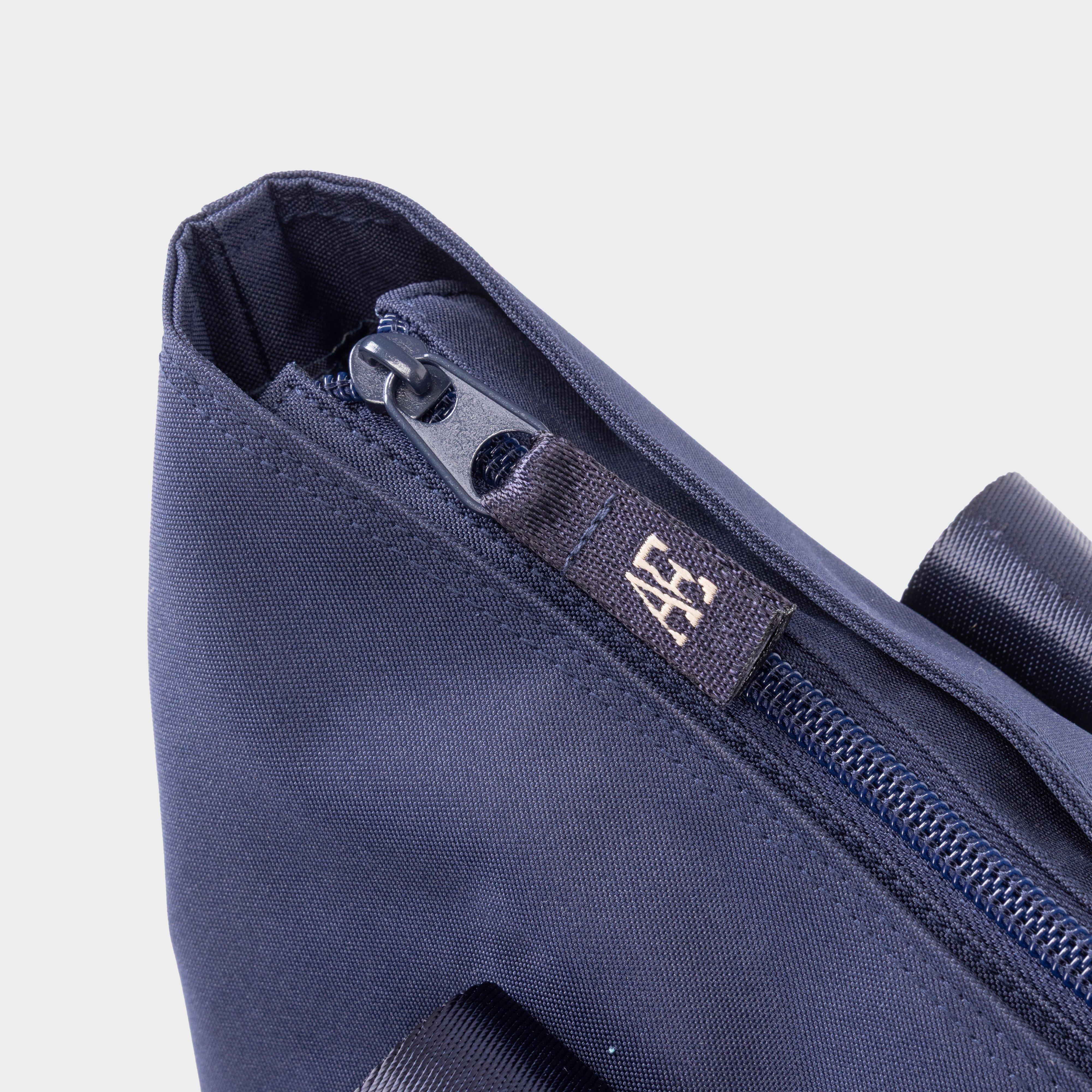 Equestrian Tote Bag Navy - Image 4
