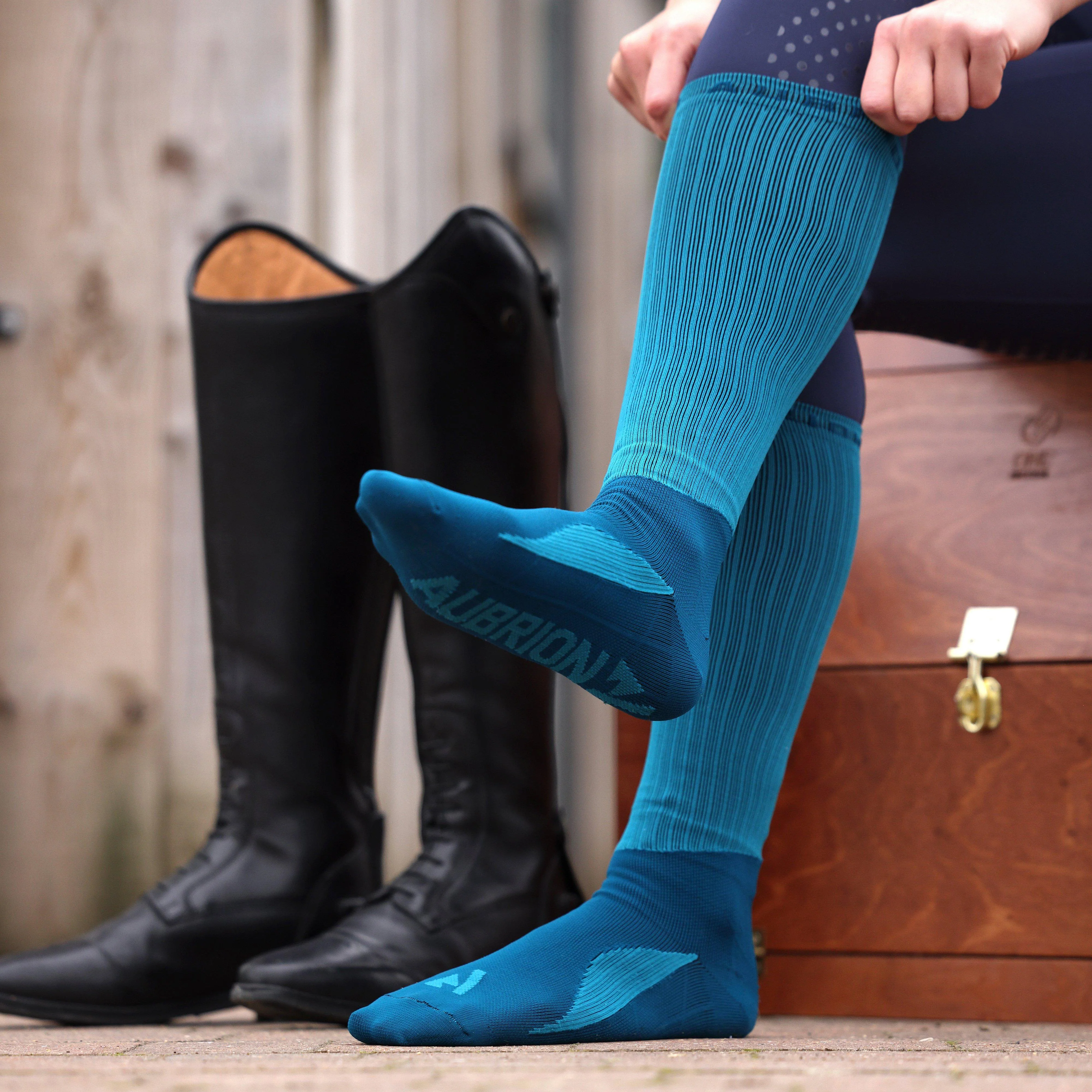 React Technical Socks Kingfisher - Image 7