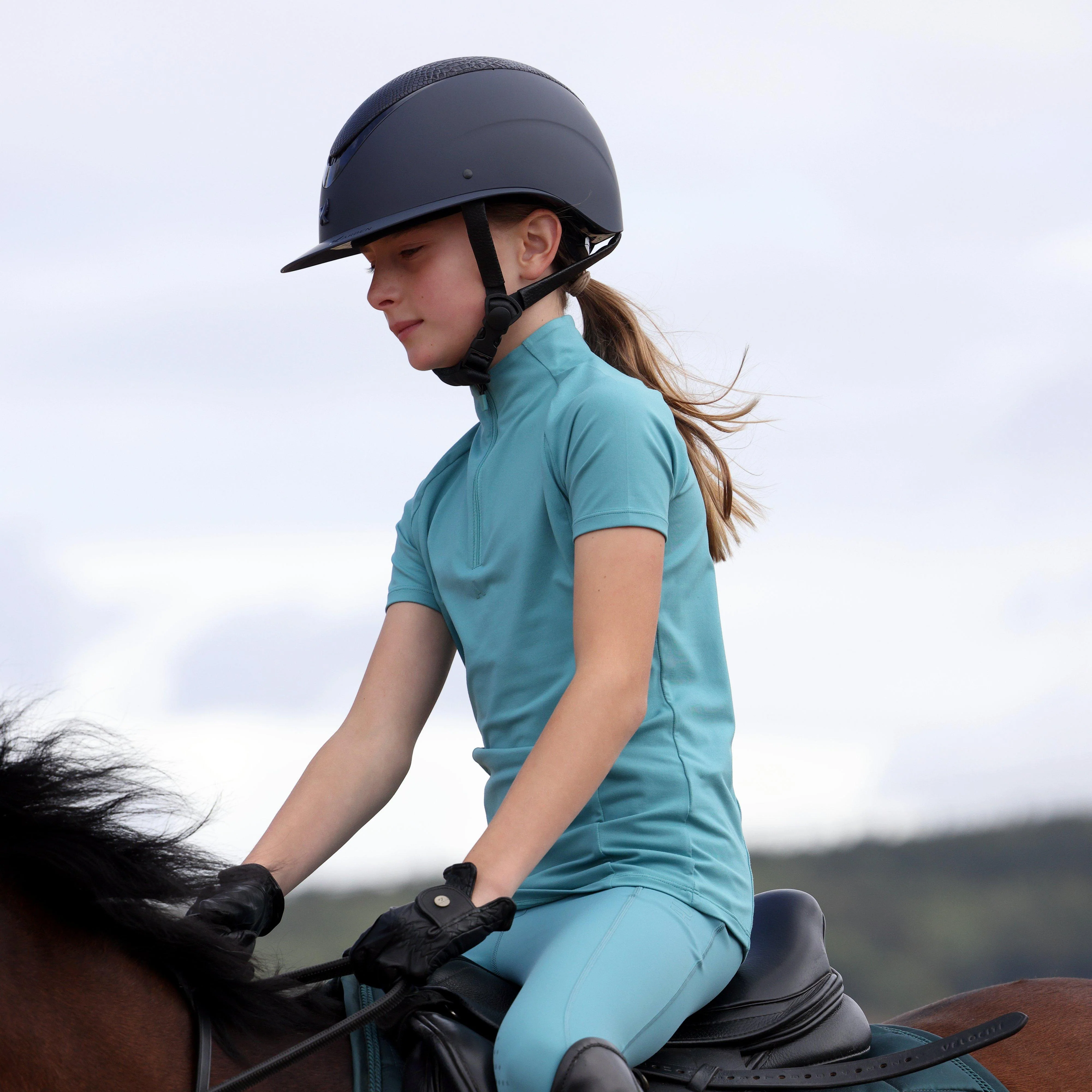 Young Rider React Short Sleeve Base Layer Haze - Image 6