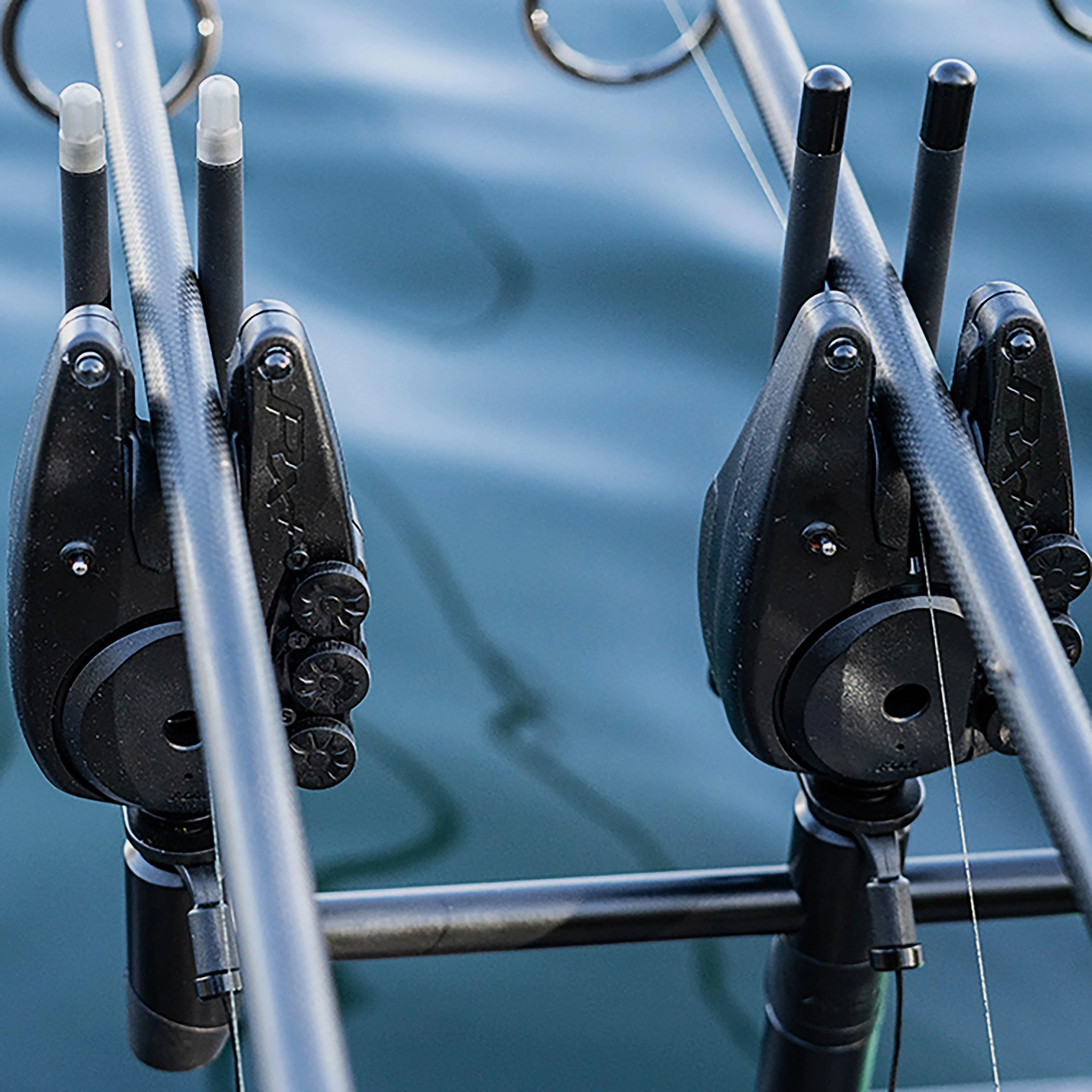 Lok Down Snag Ears - Image 3