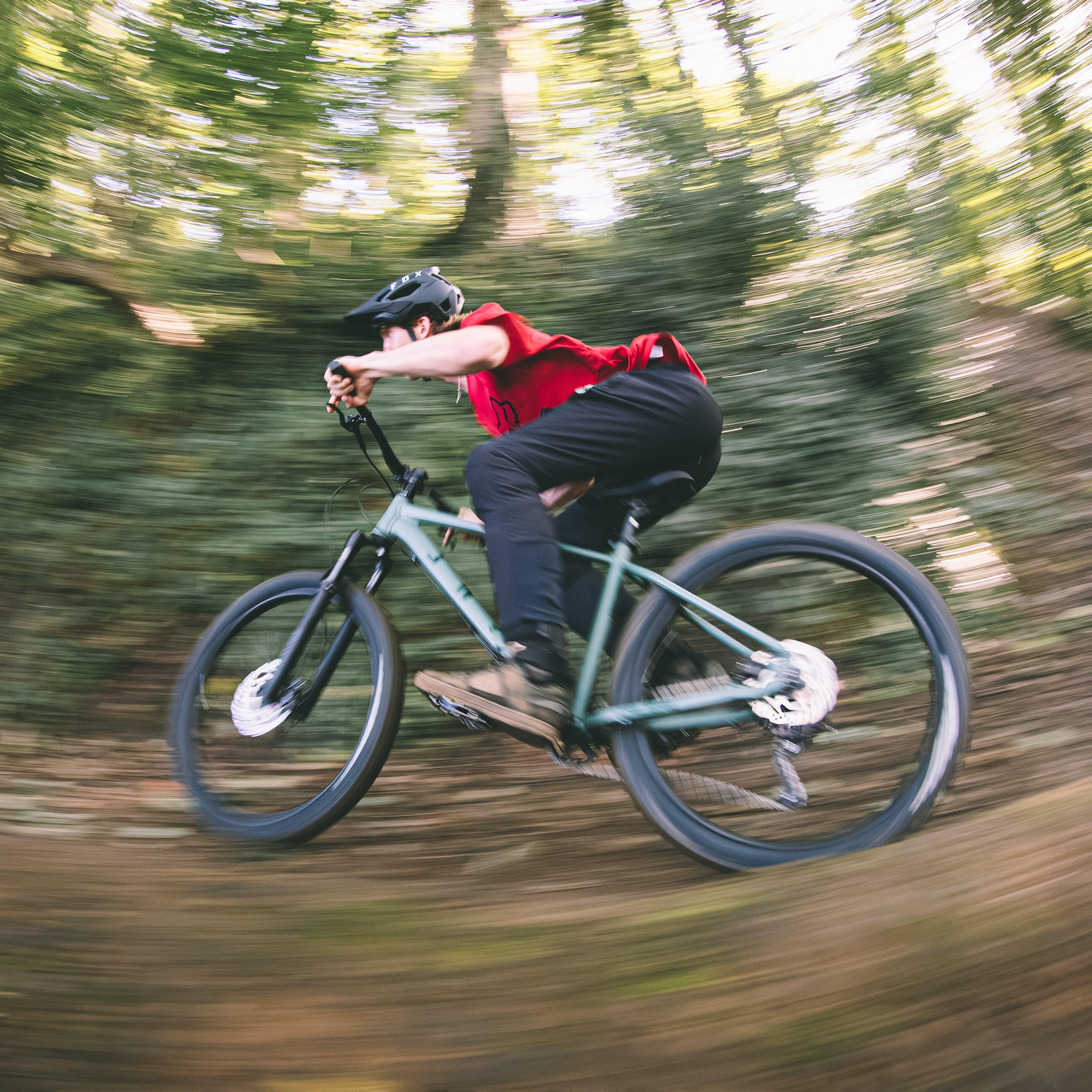 Line T2 27.5" Hardtail Mountain Bike - Image 10
