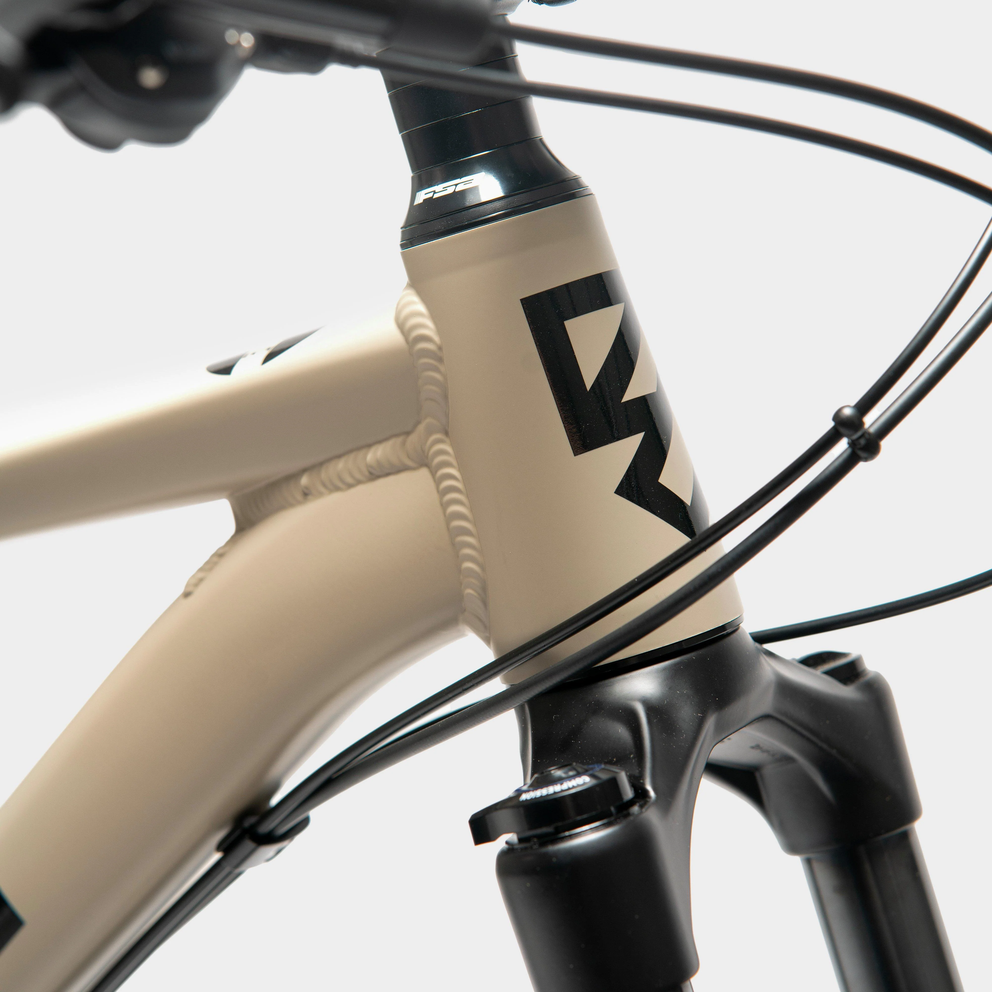 Line T3 29" Hardtail Mountain Bike - Image 5