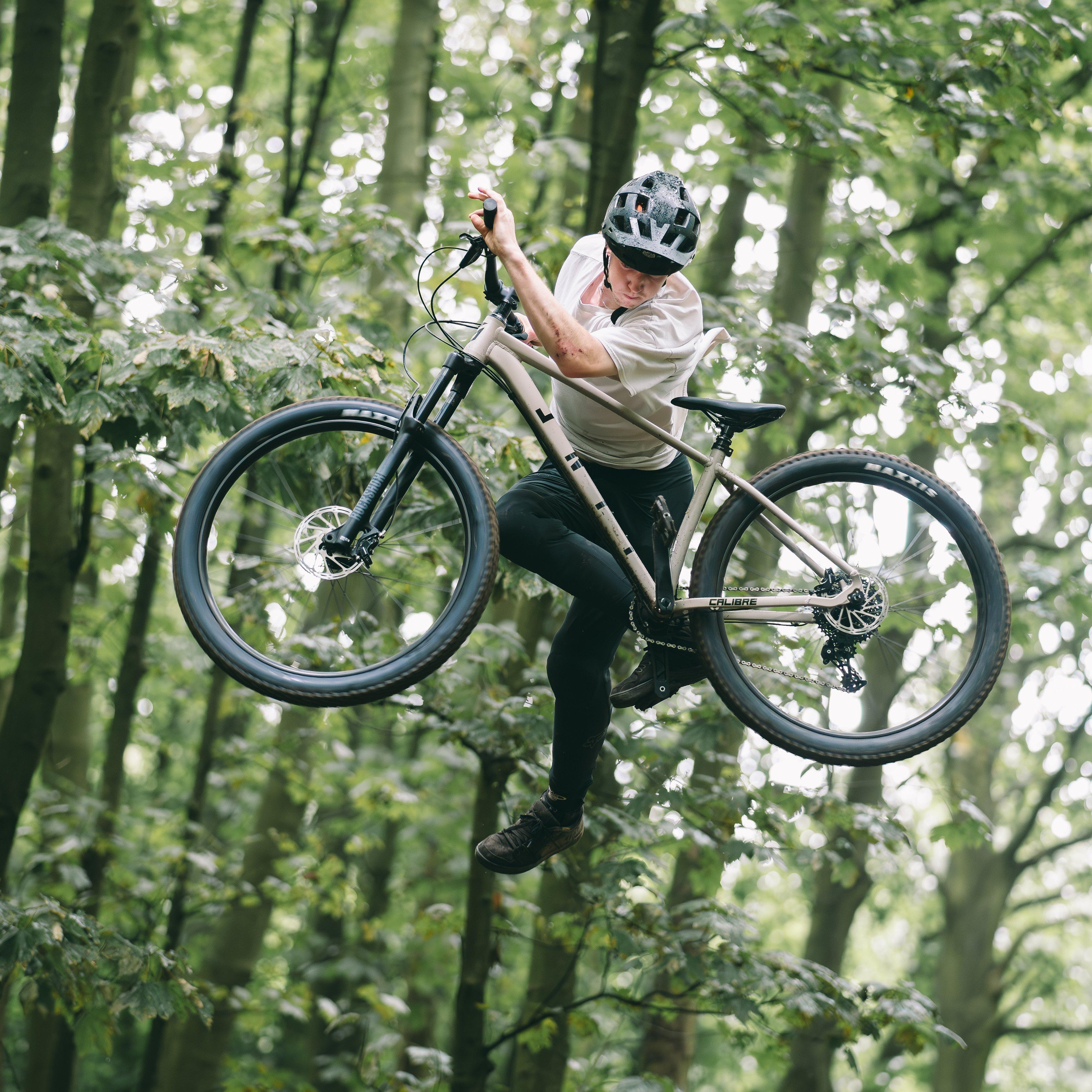 Line T3 29" Hardtail Mountain Bike - Image 9