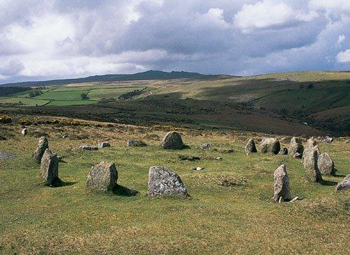 'Walking on Dartmoor' Guidebook - Image 5