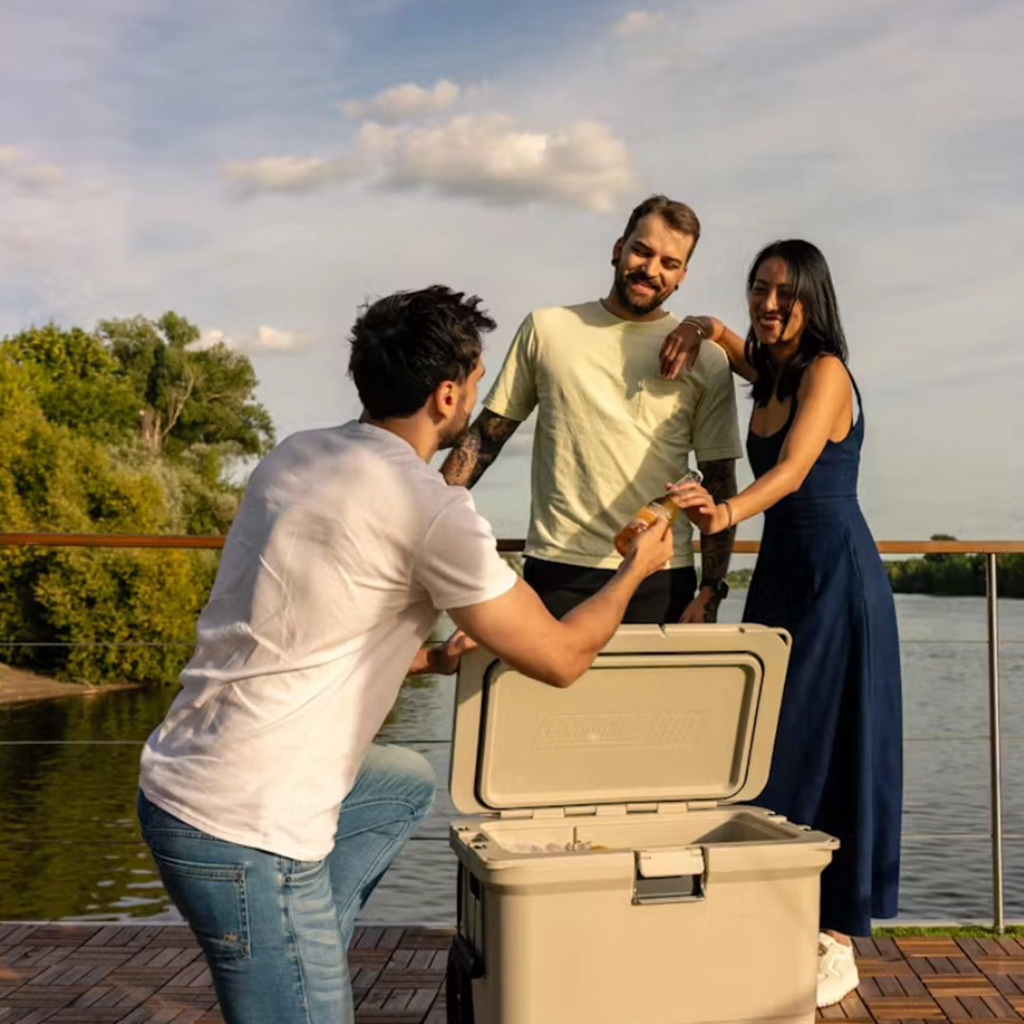 Pro 45QT Cooler Box - Image 8