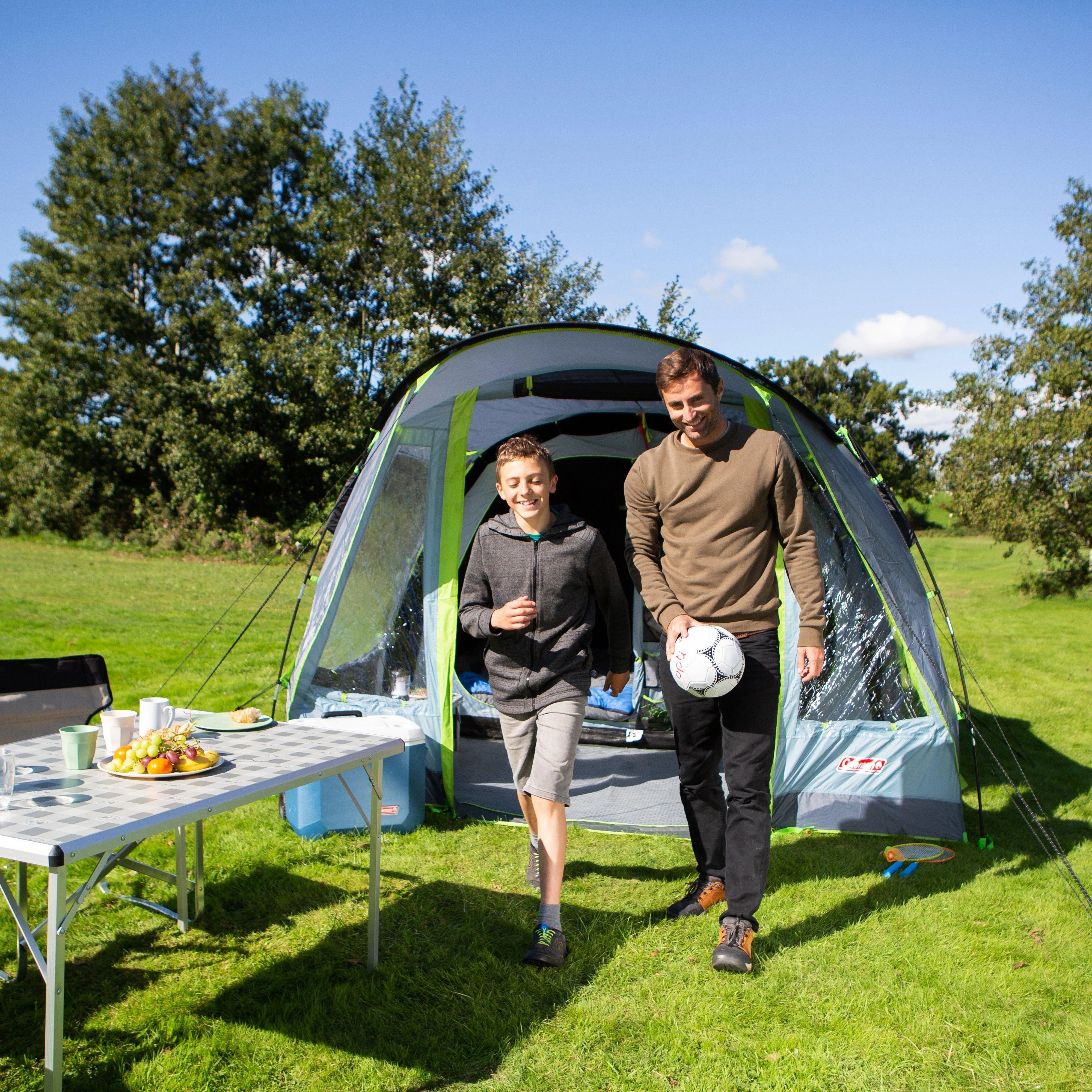 Refurbished Meadowood 4 Person Tent with Blackout Bedrooms - Image 5