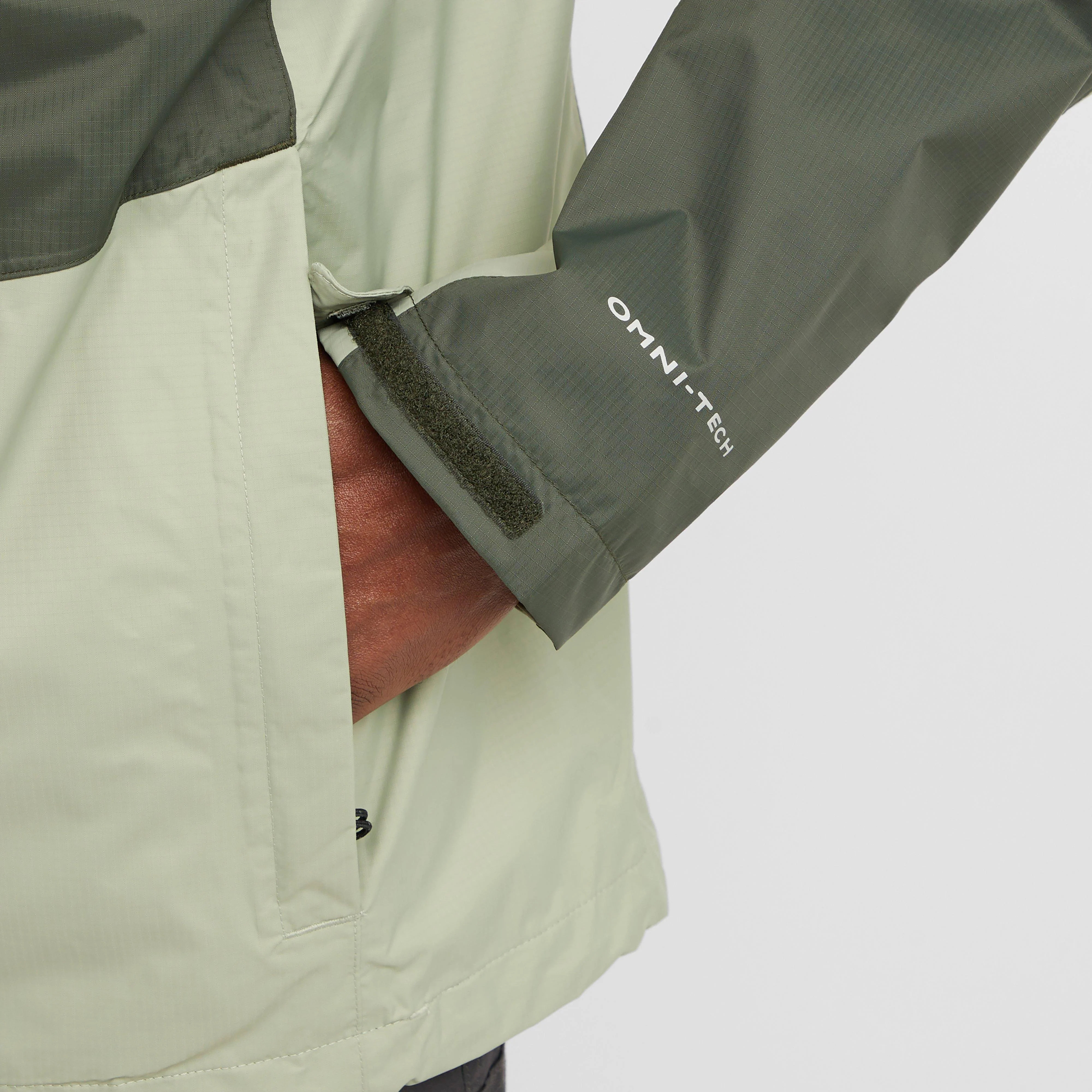 Men's Pouring Adventure II Waterproof Jacket - Image 9