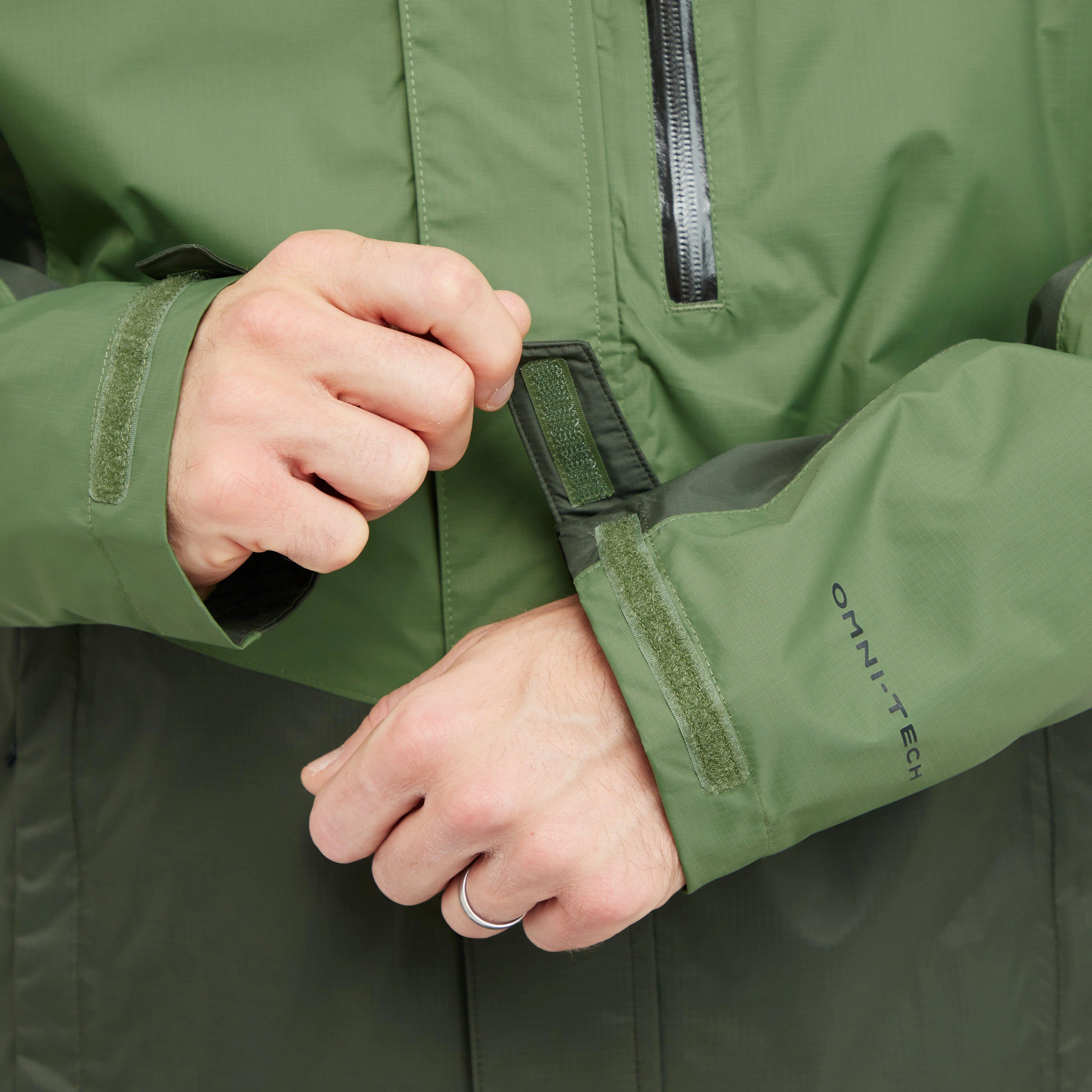Men's Pouring Adventure III Waterproof Jacket - Image 7
