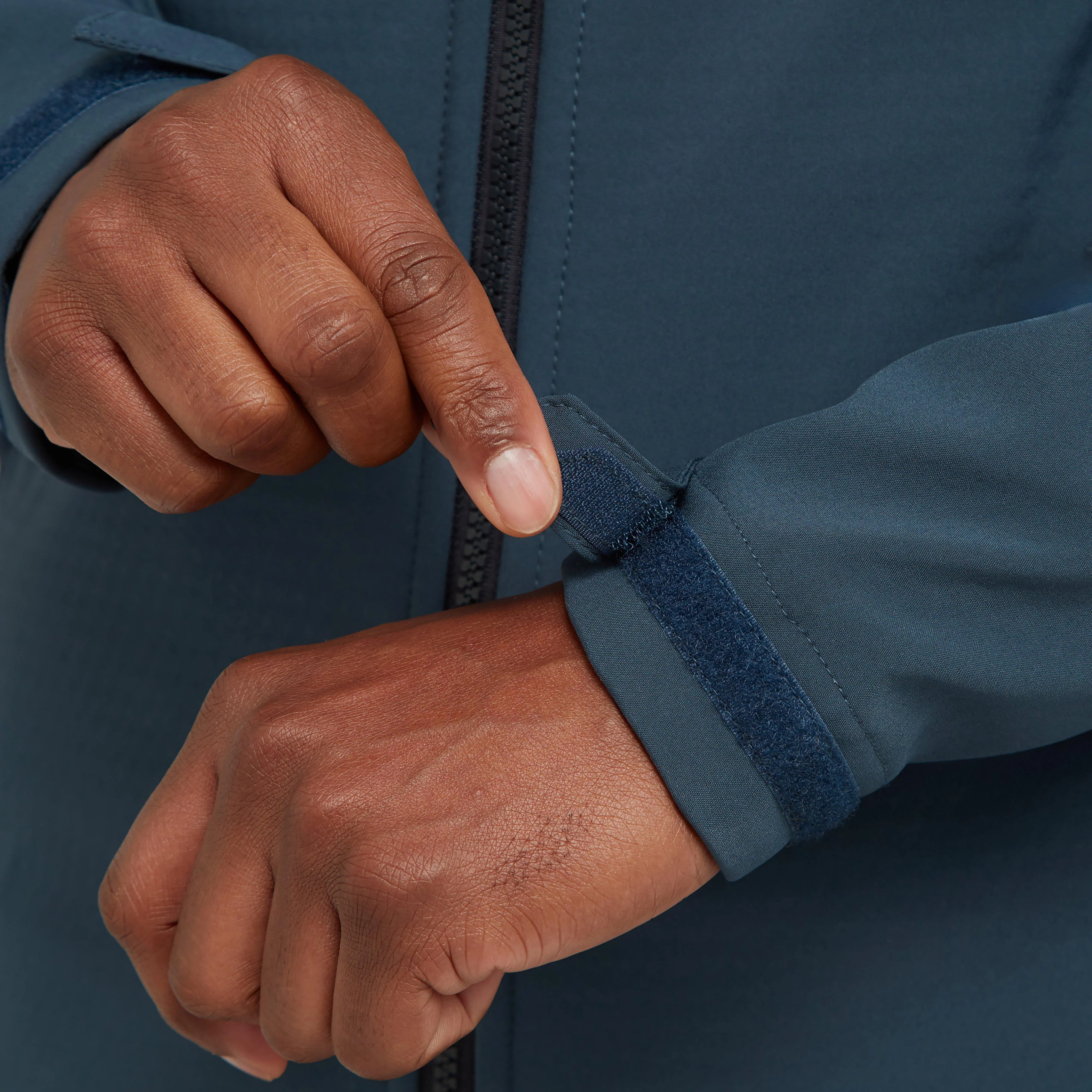 Men's Seer Waterproof Softshell Jacket - Image 9