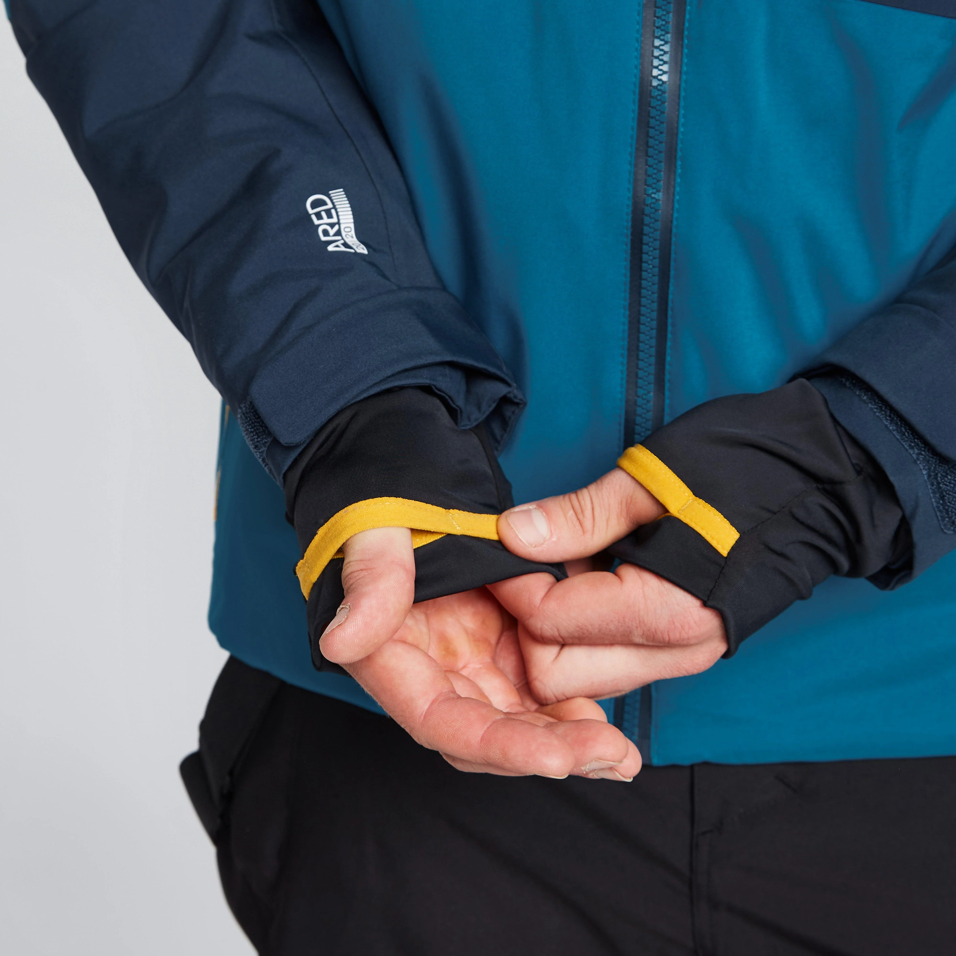 Men's Supernova Waterproof Ski Jacket - Image 9