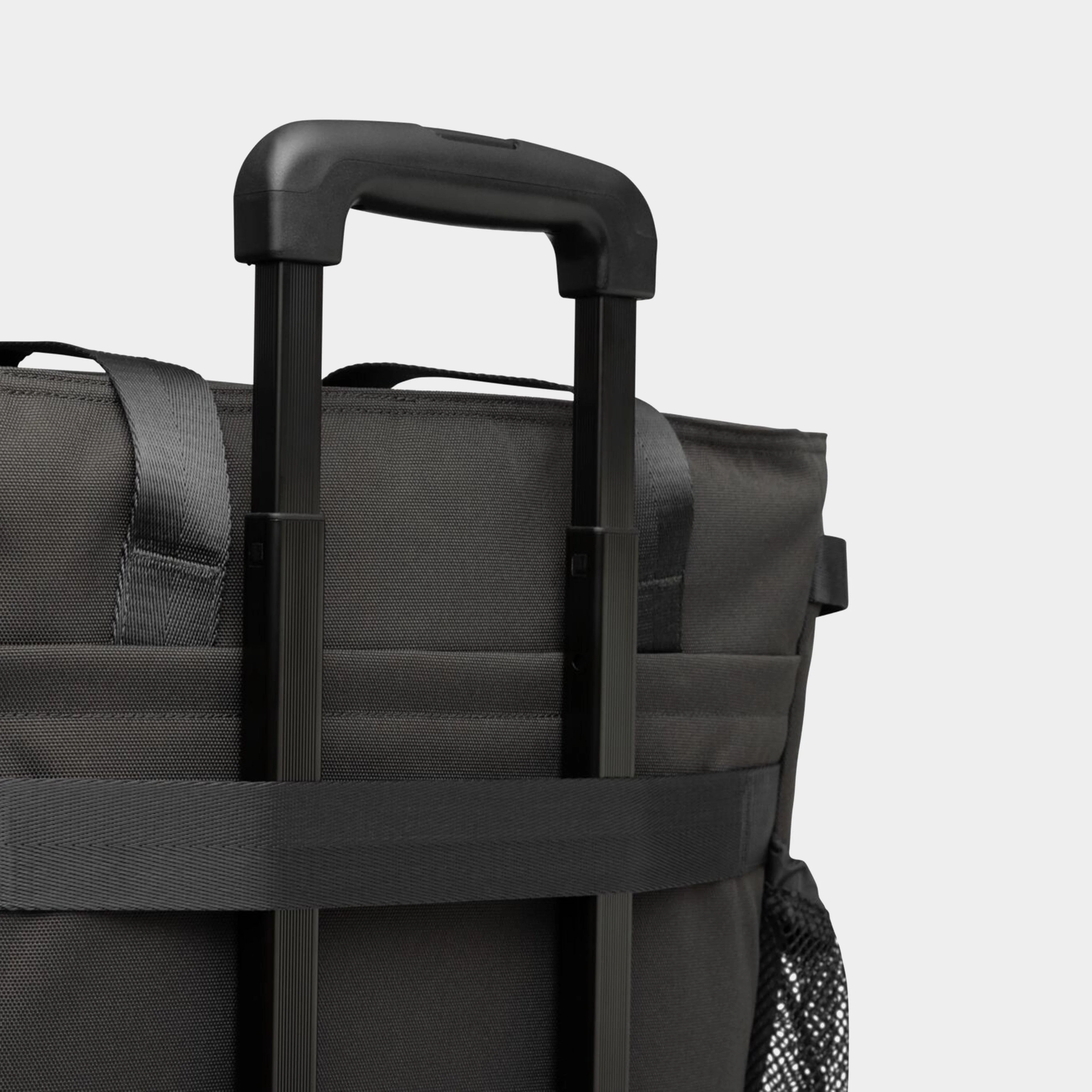 Unrestricted Tote XL - Image 5