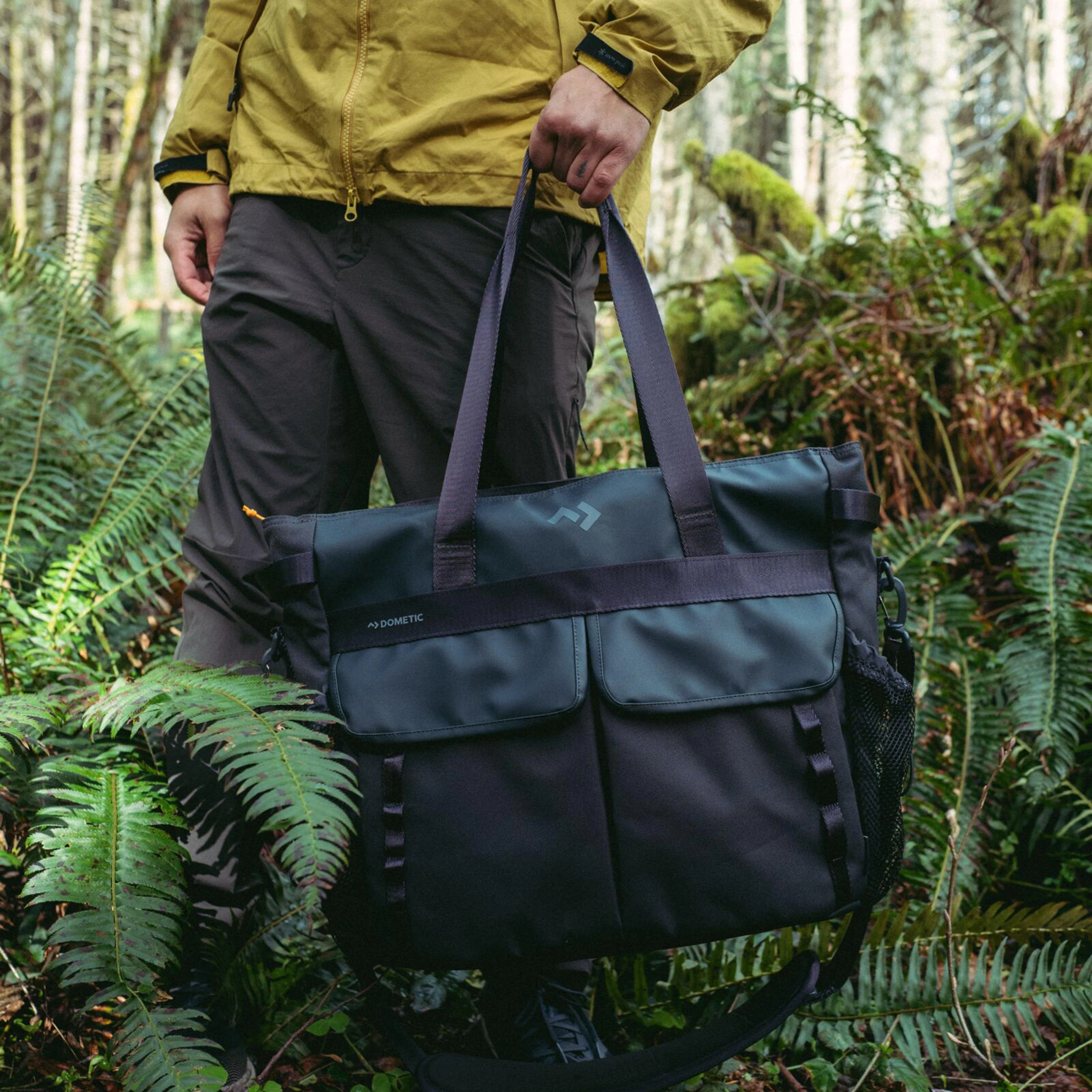 Unrestricted Tote XL - Image 6