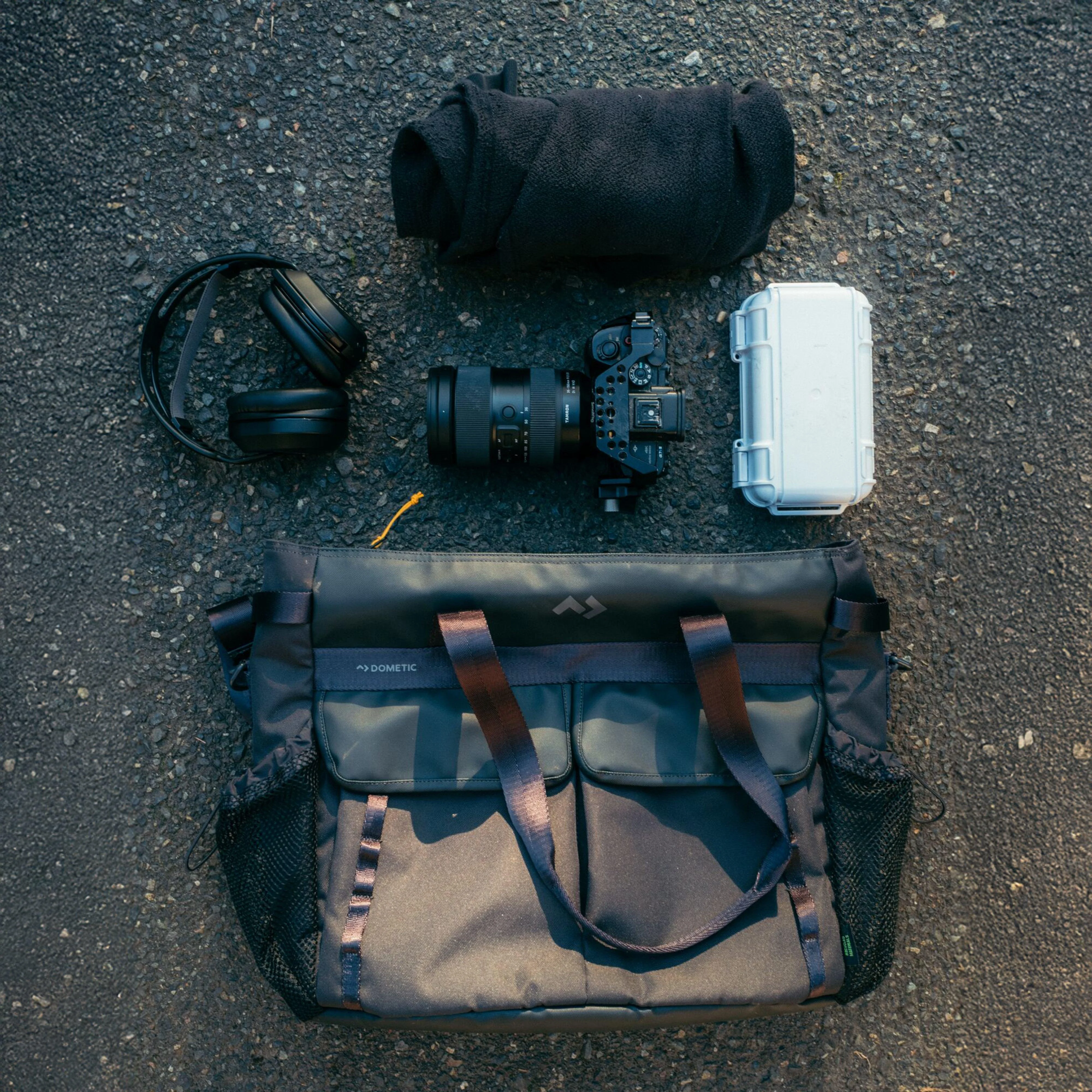 Unrestricted Tote XL - Image 8