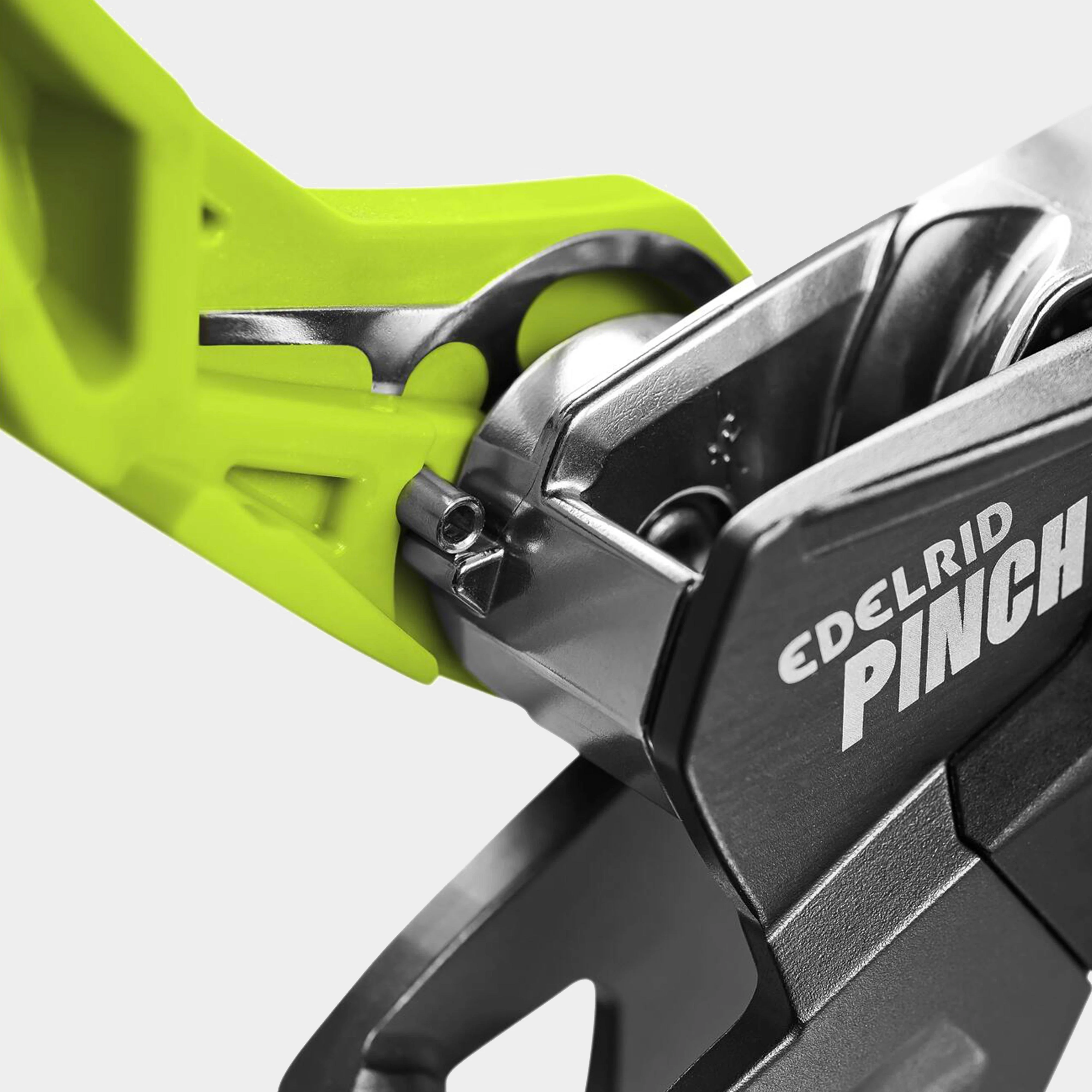 Semi-Automatic Belay Devices - Image 7
