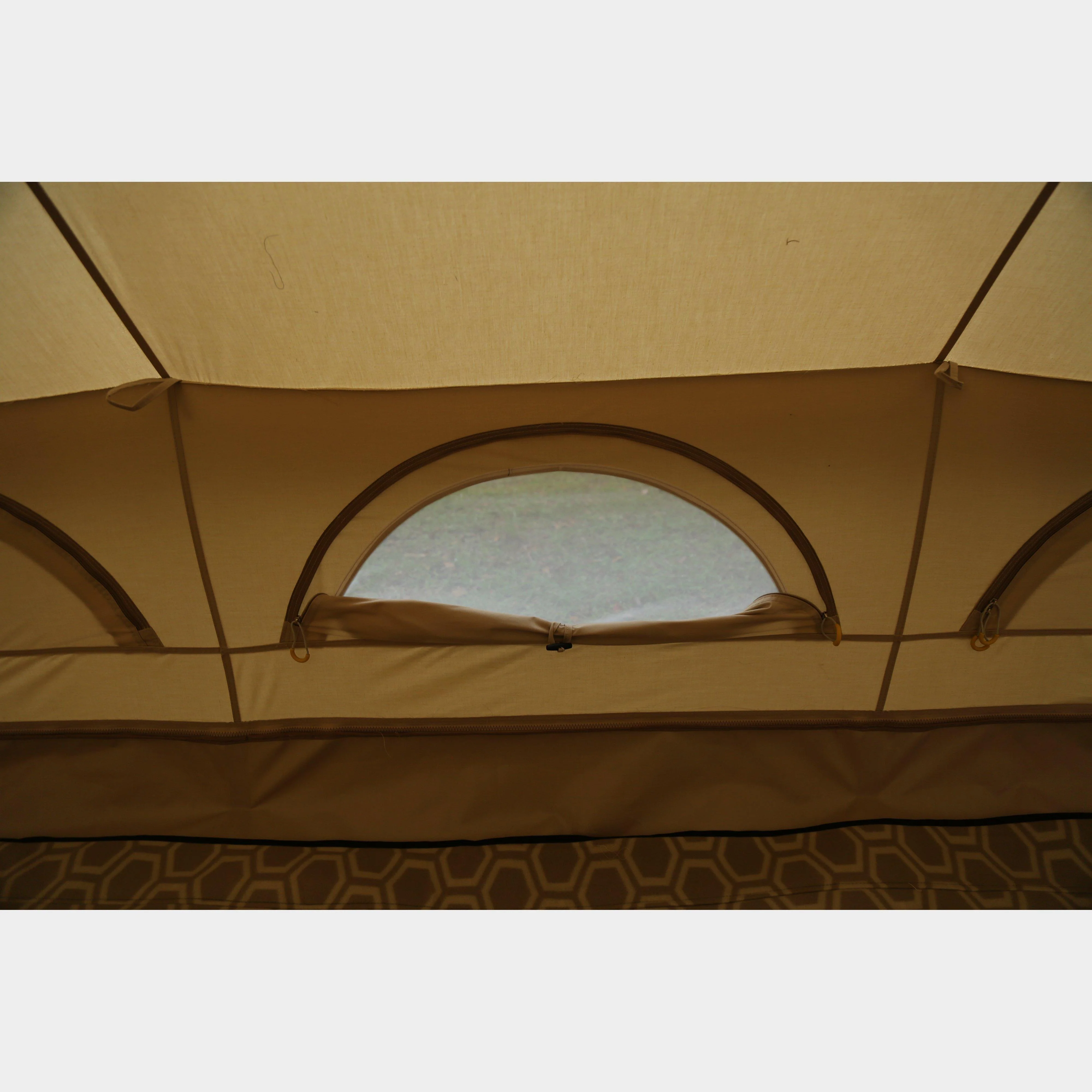 Refurbished Emperor 12 Person Polycotton Tent - Image 4