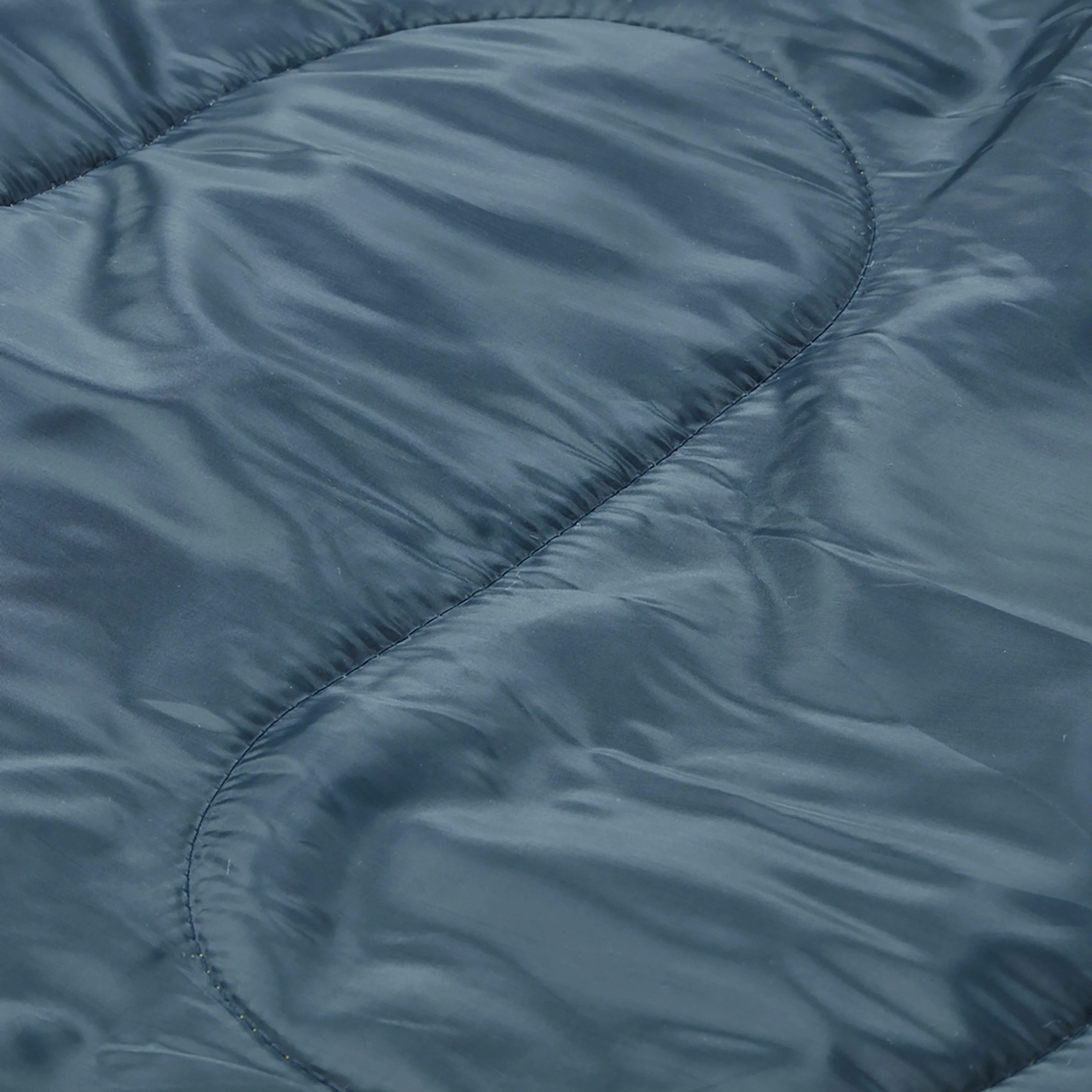 Super Snooze Double Sleeping Bag - Image 8