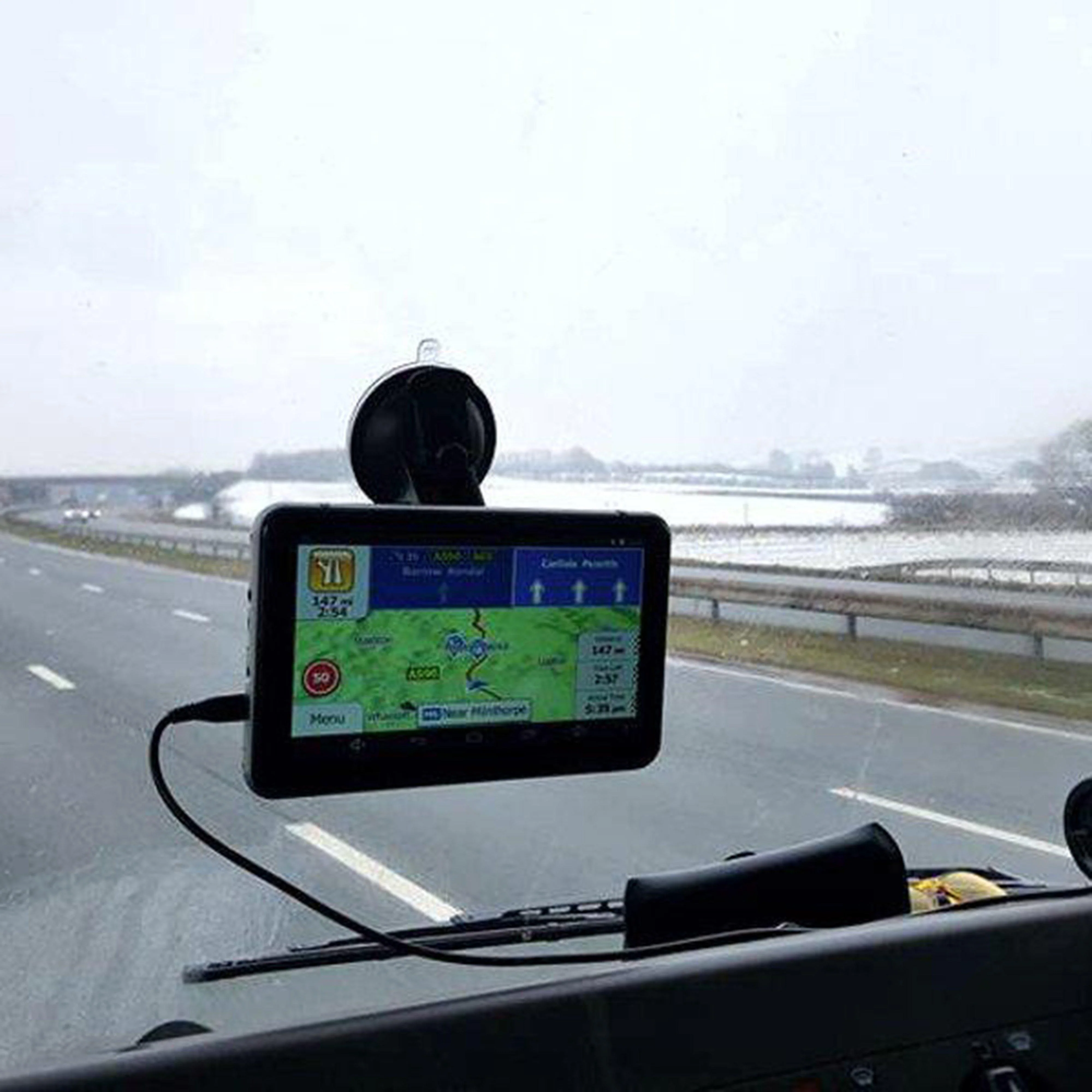 Camper Plus 7" Sat Nav with Wireless Reversing Camera - Image 6