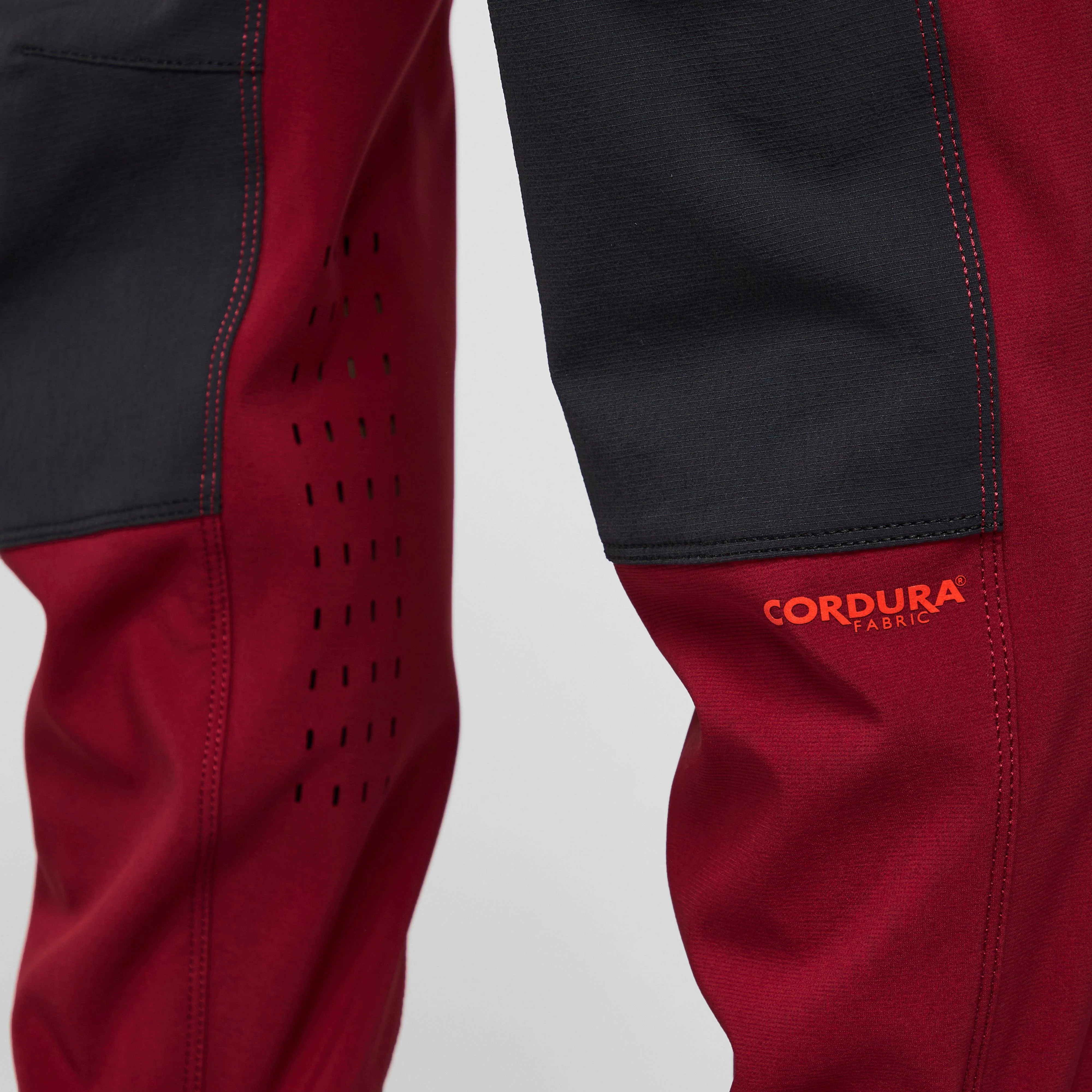 Men's Defend Aurora Pants - Image 6