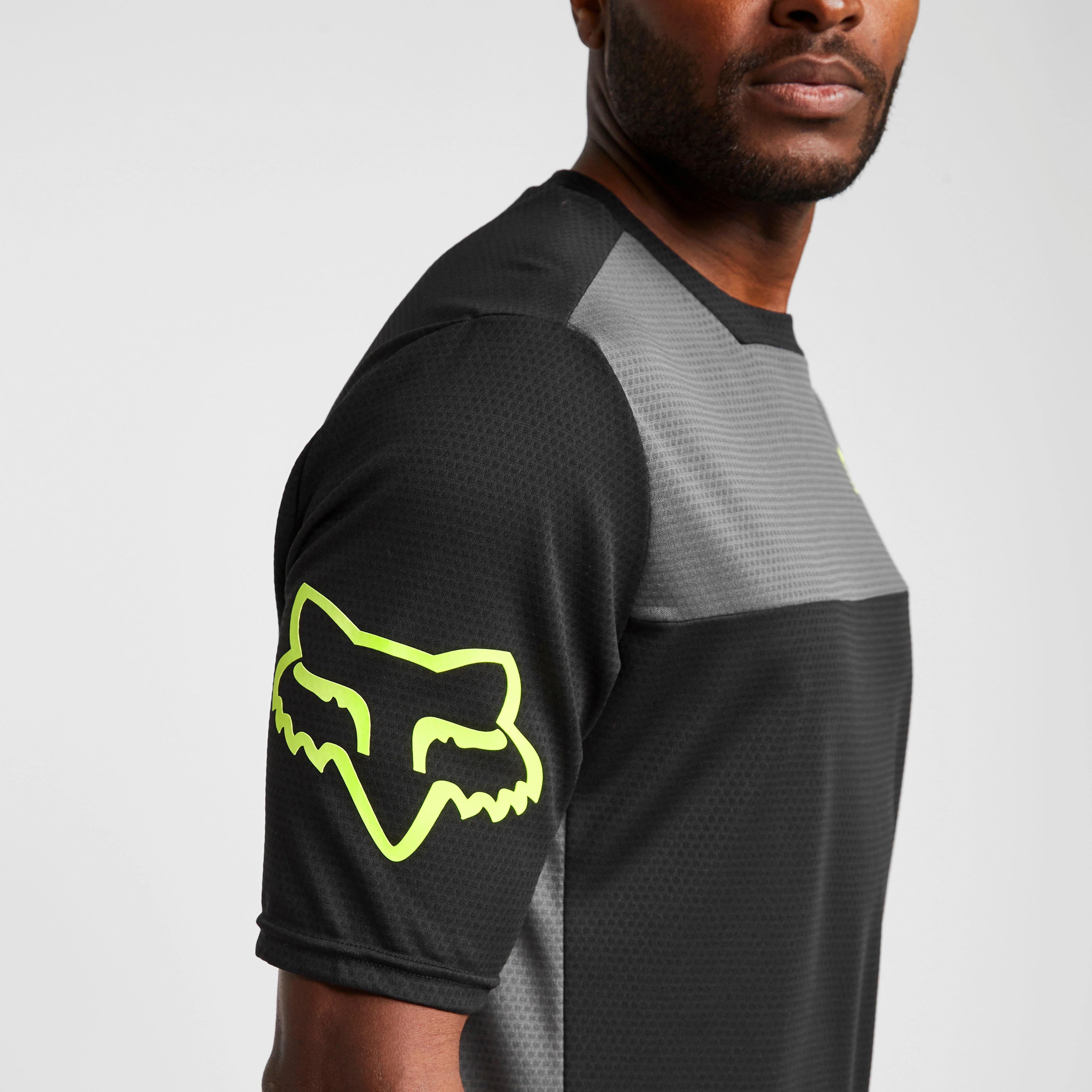 Men’s defend Moth Short Sleeve Jersey - Image 5
