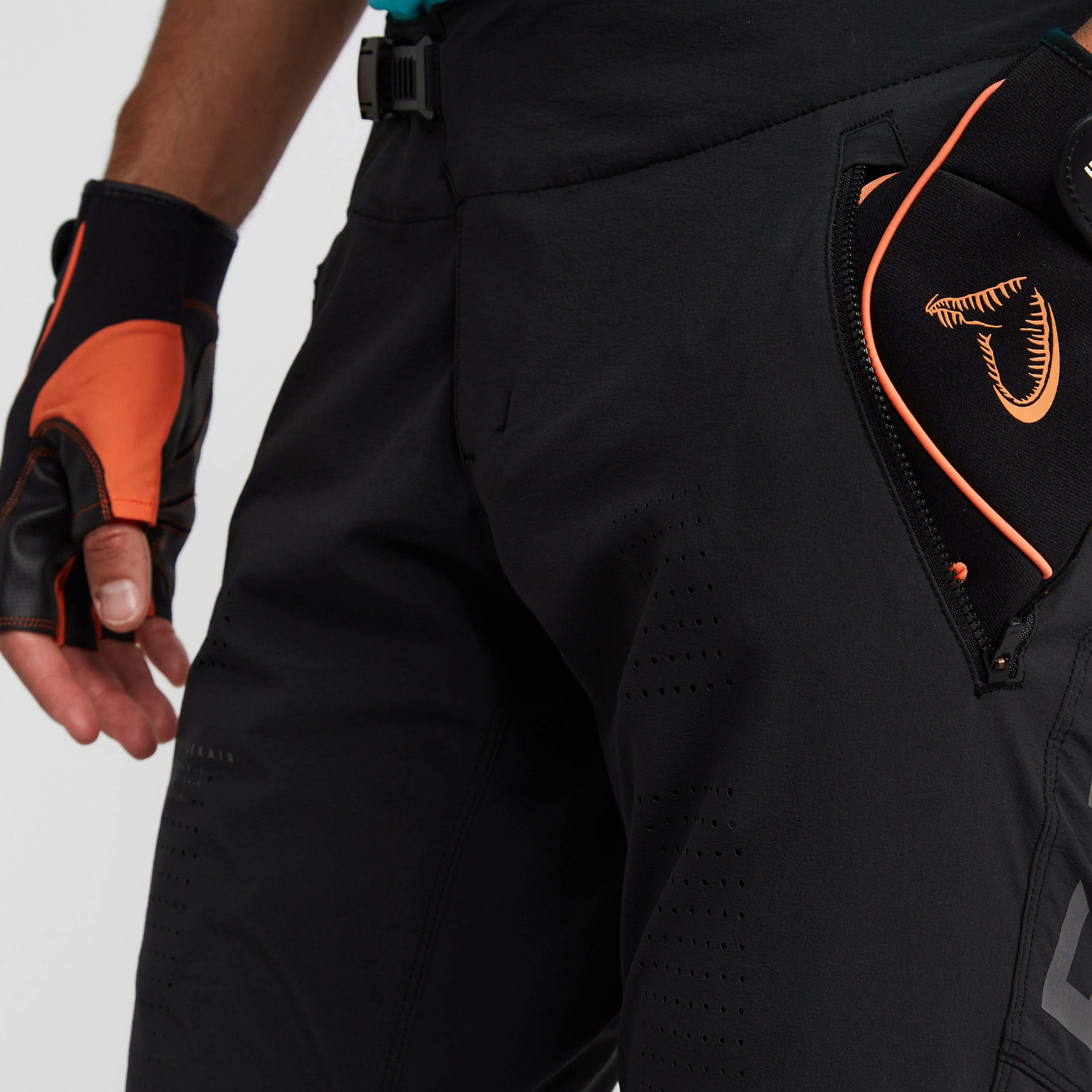 Men's Flexair Pants - Image 4