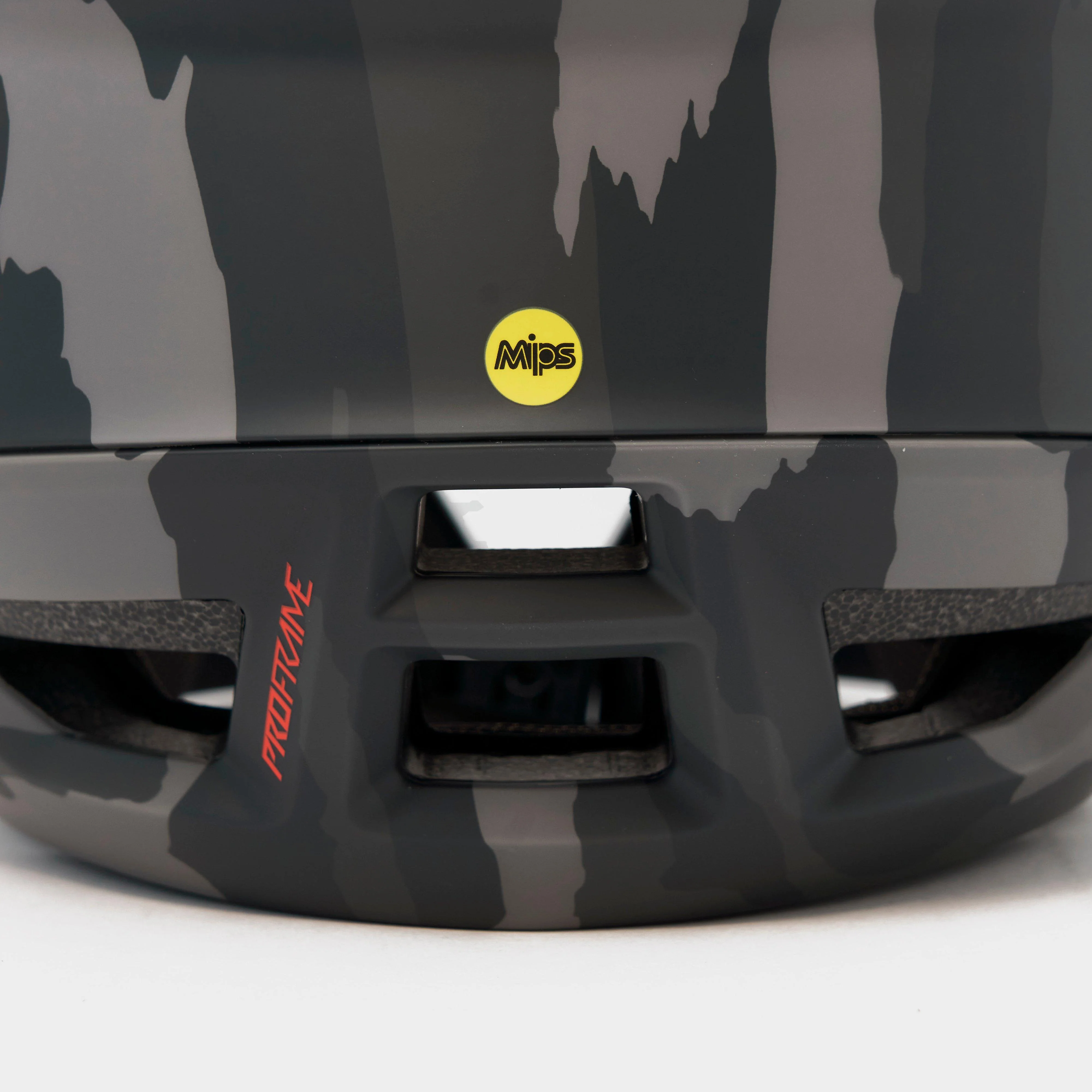 Proframe Cycling Helmet - Image 5