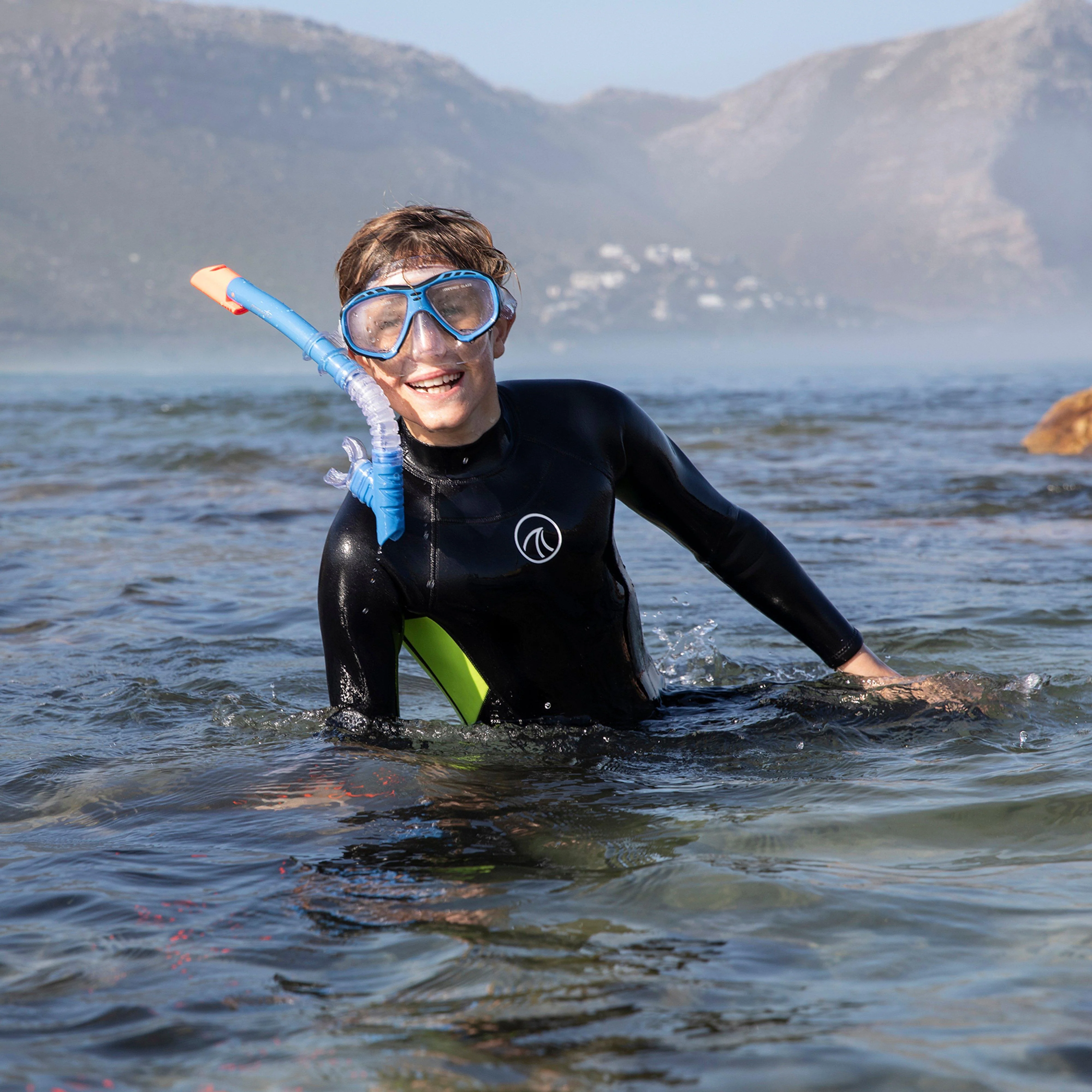 Kids' Full Length Wetsuit - Image 11