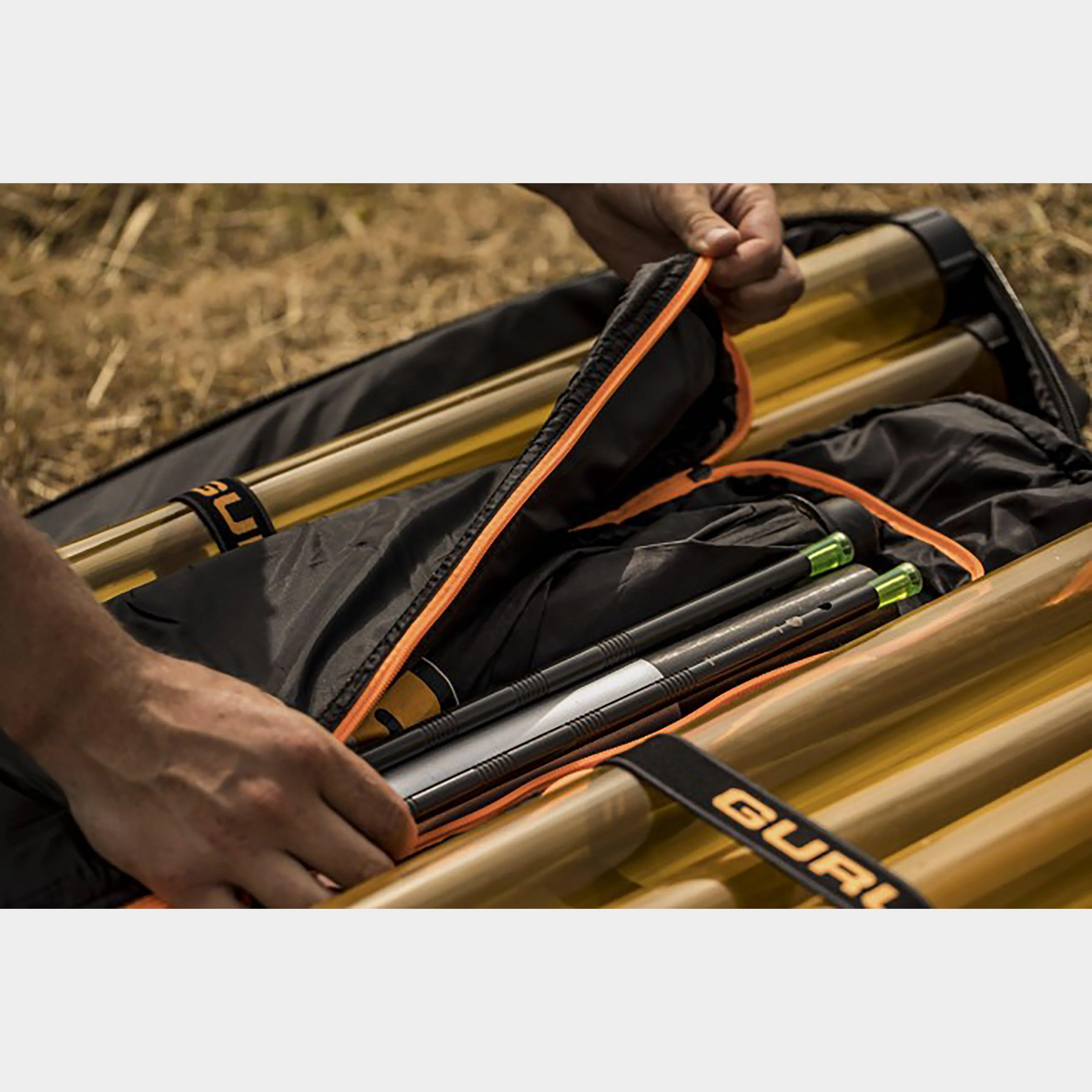 Fusion Pole Holdall - Image 3