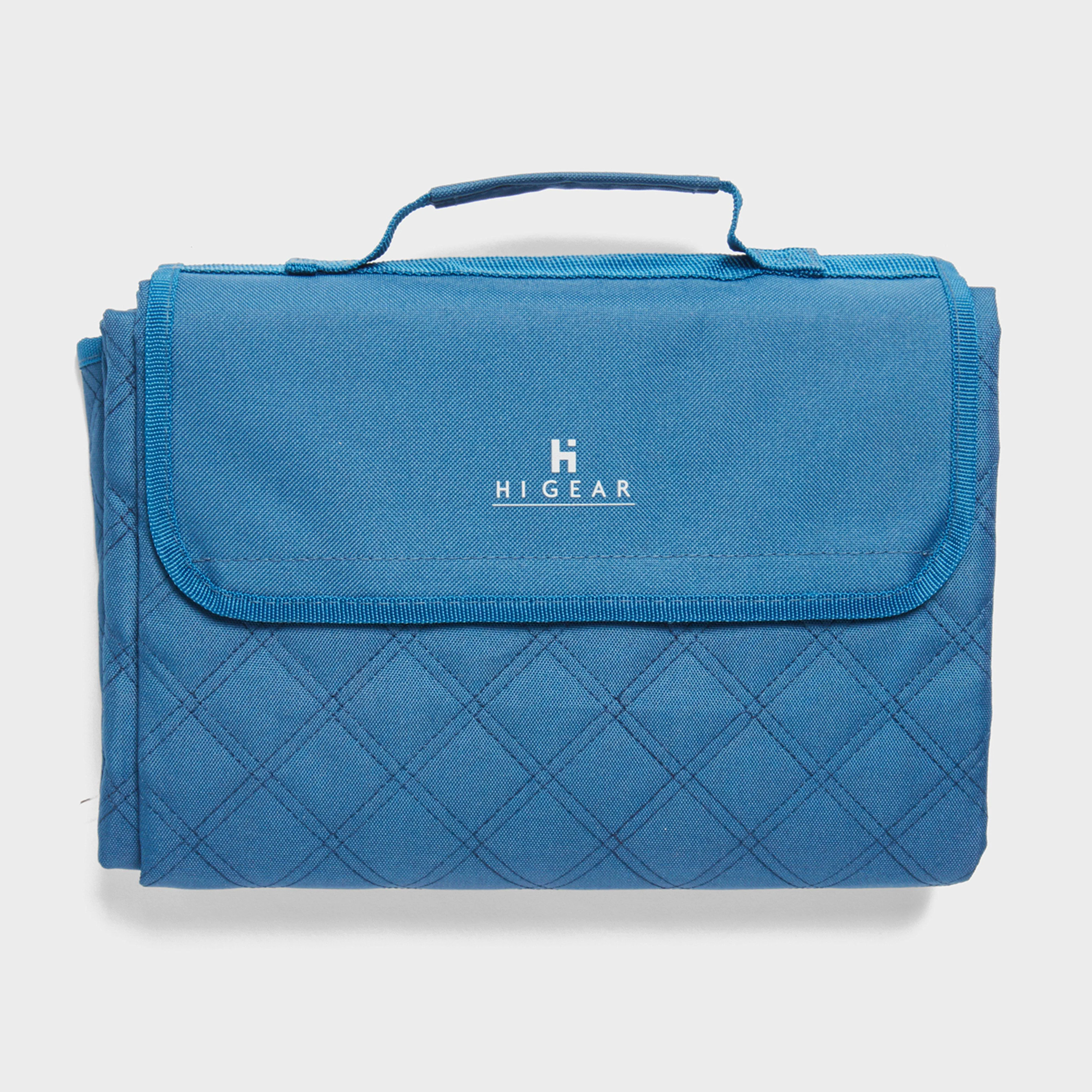 Garda Quilted Picnic Blanket - Image 2