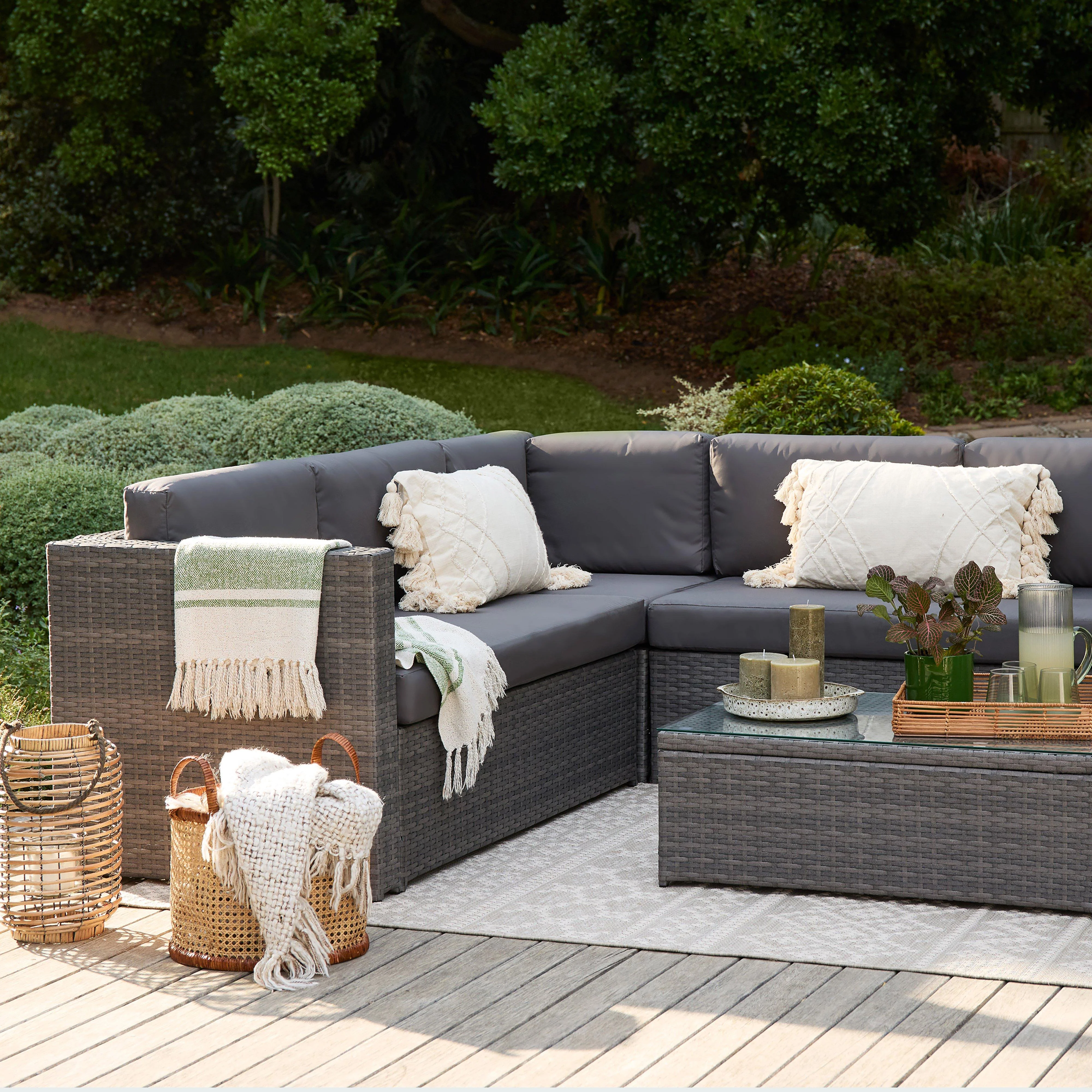 Pelynt Sofa Set - Image 2