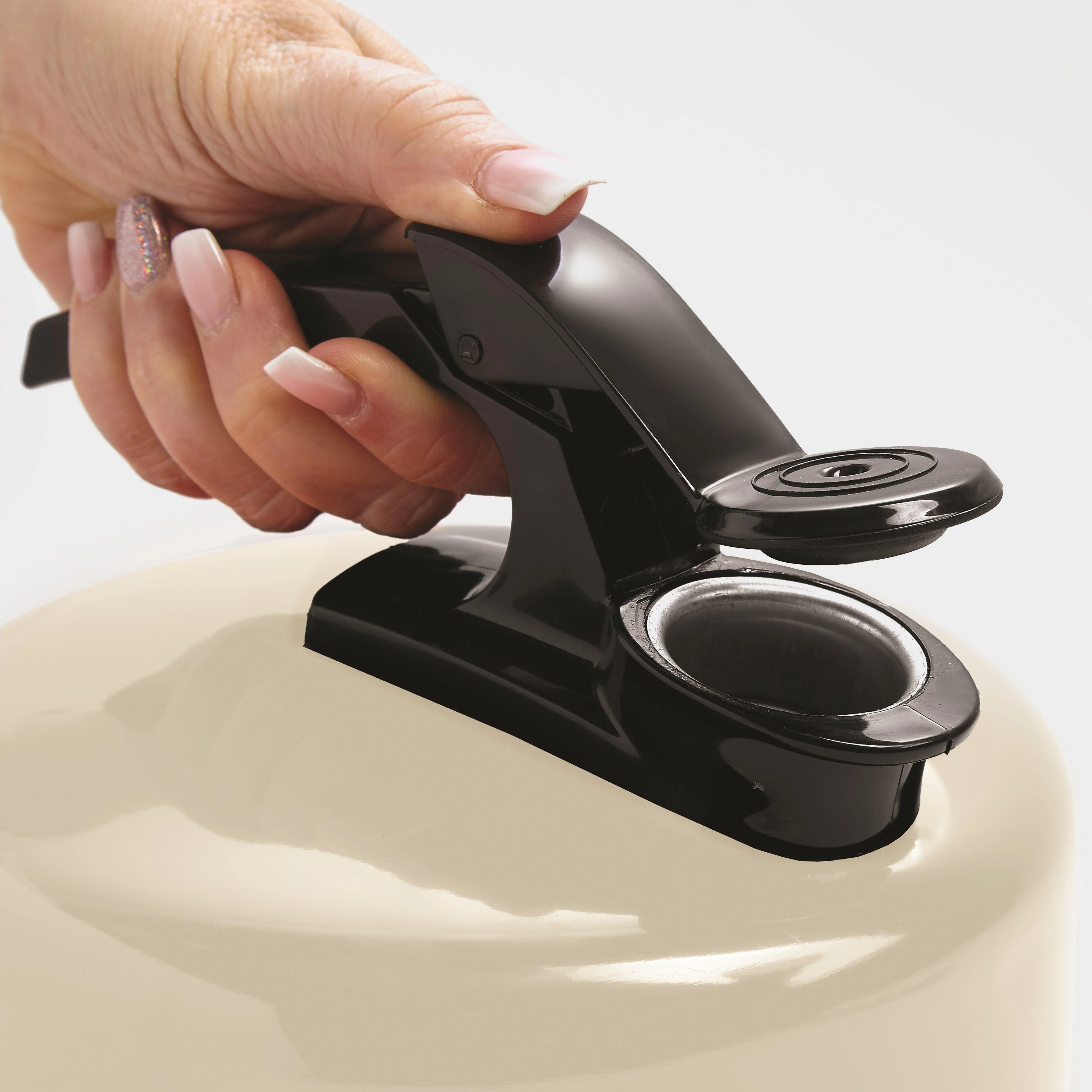 Whistling Kettle 2L - Image 4