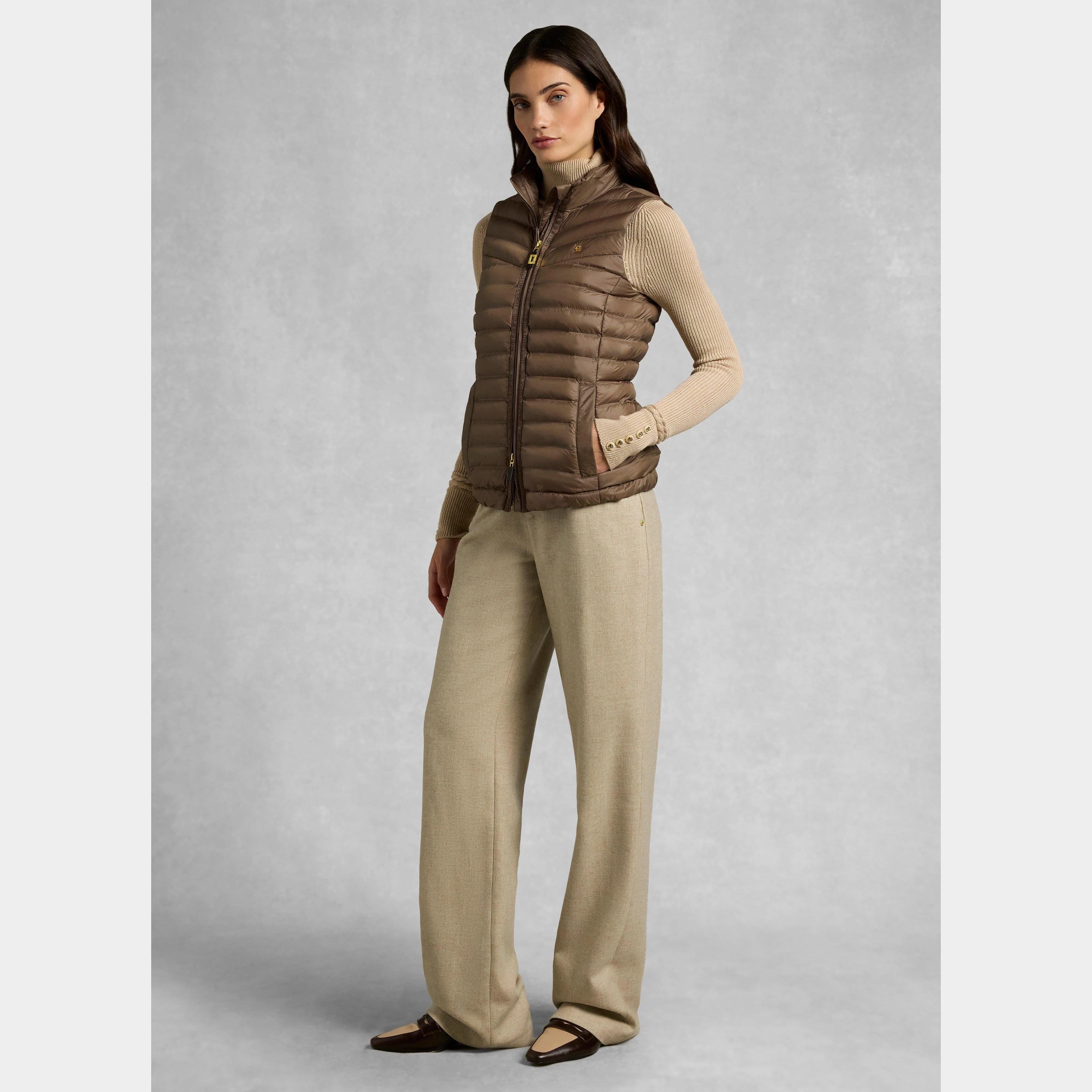 Women's Lightweight Puffer Gilet Chestnut - Image 5