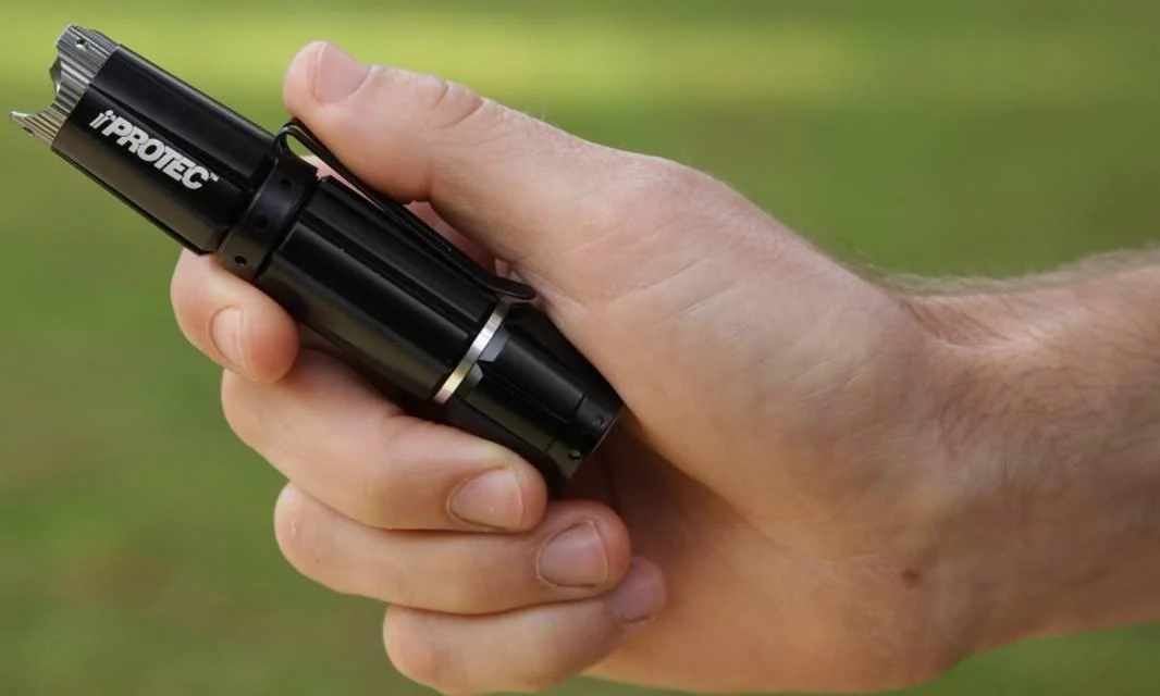 Pro 100 Lite Flashlight - Image 3