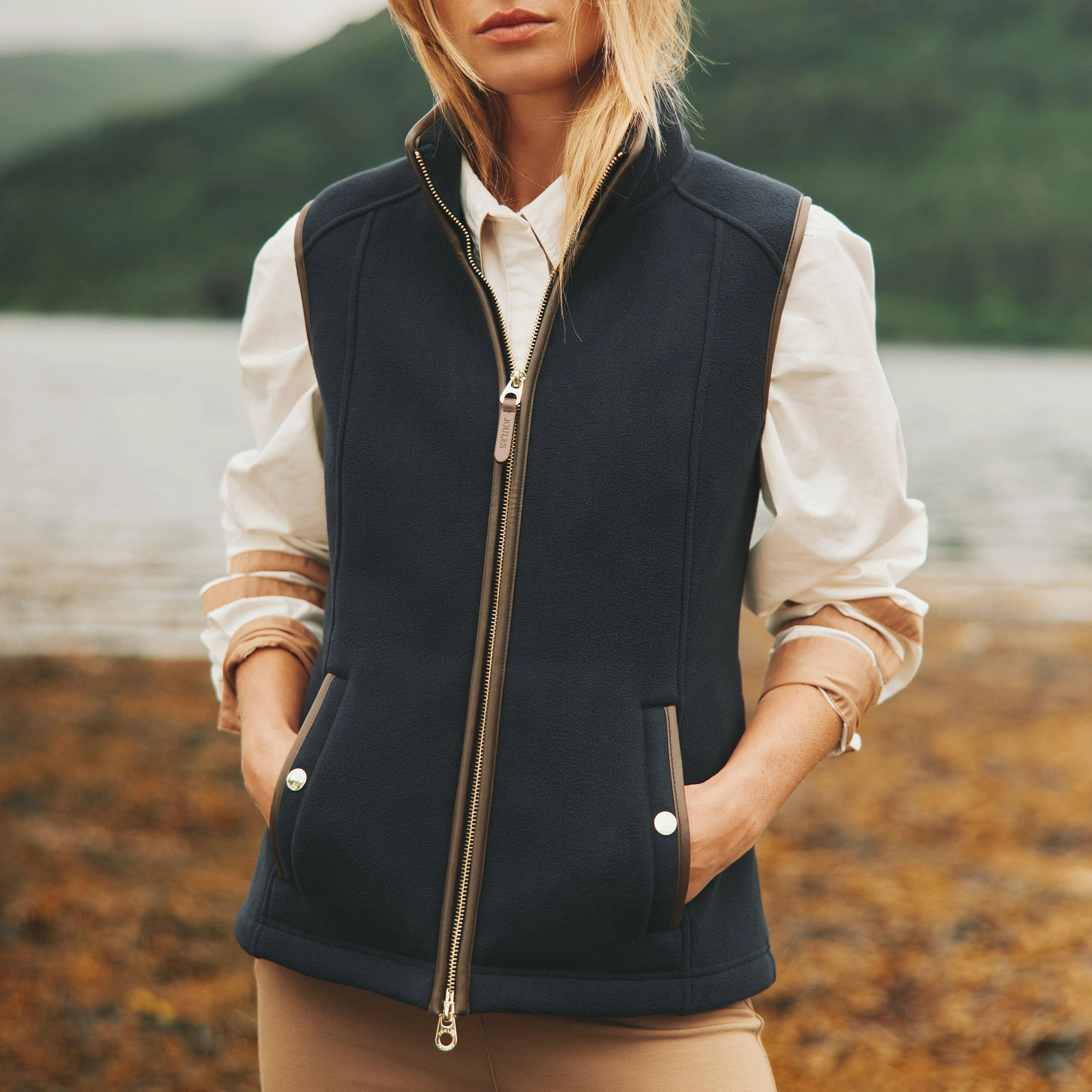 Women Fairbourne Fleece Gilet Navy - Image 4