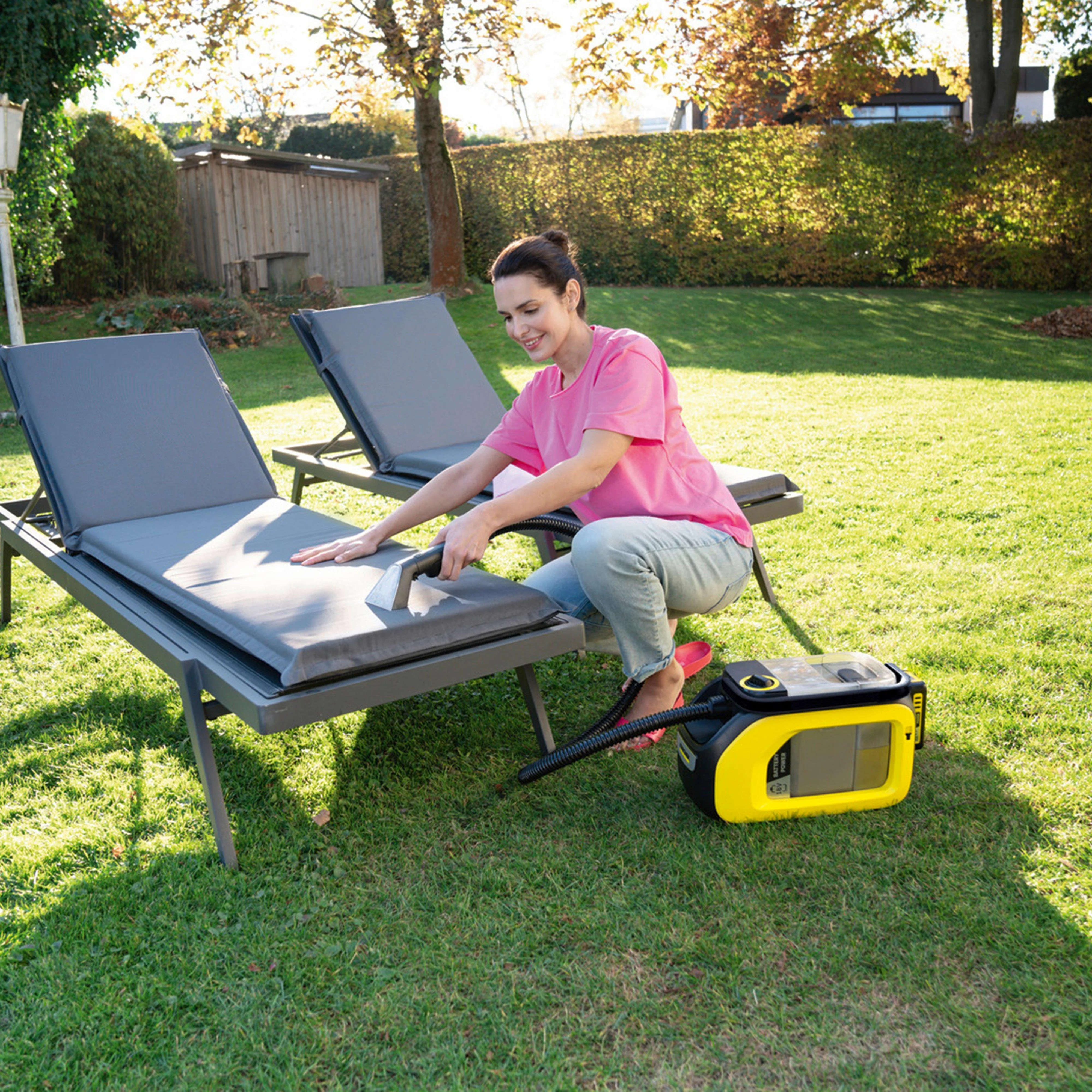 Cordless SE 3-18 Compact Spot Cleaner - Image 9