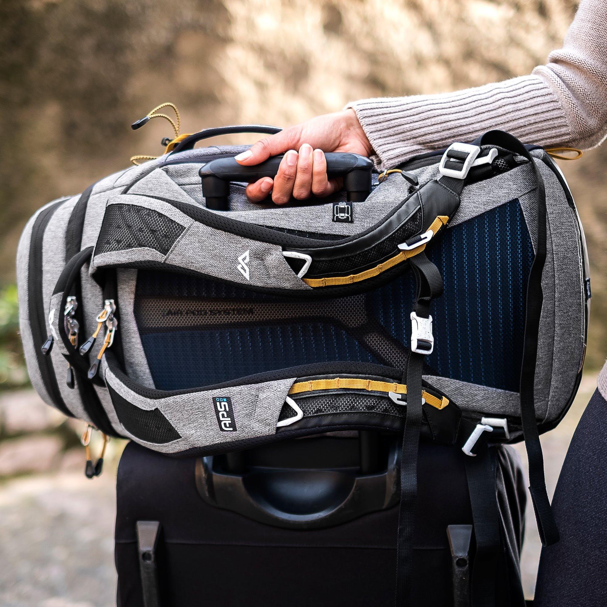 Transfer 28L Travel Pack v3 - Image 9
