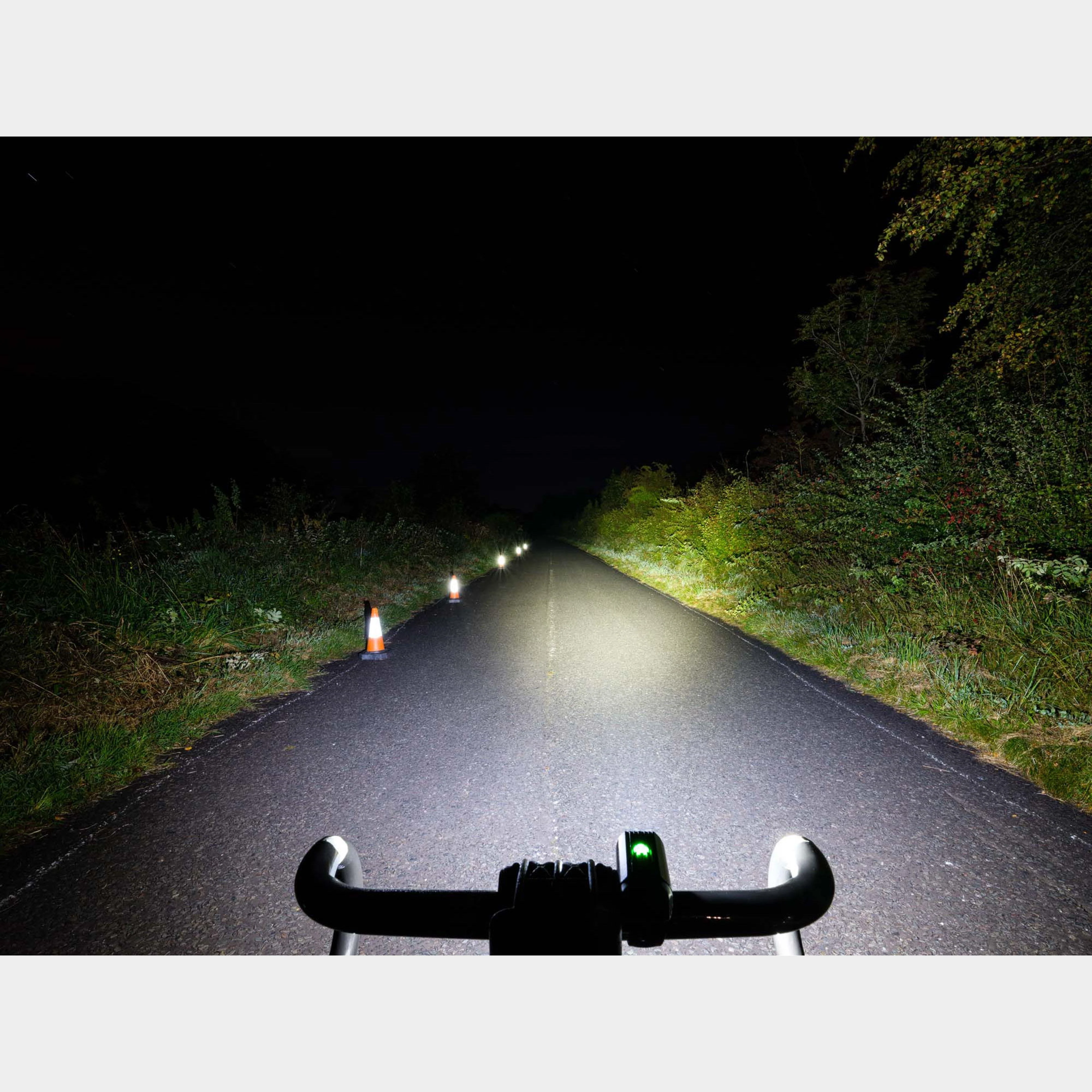 Micro Drive 600XL Bike Light - Image 3