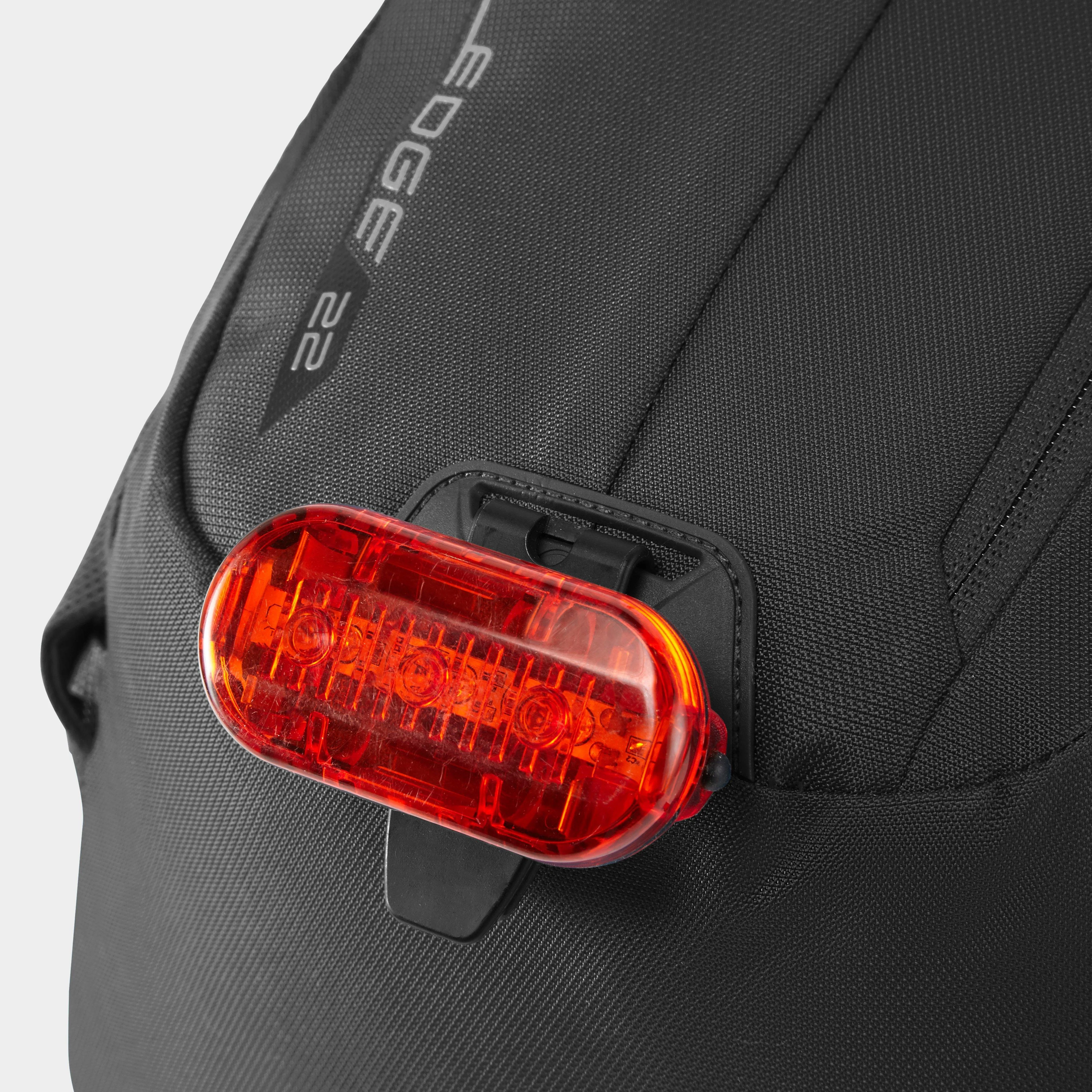Edge 22 Litre Rucksack - Image 4