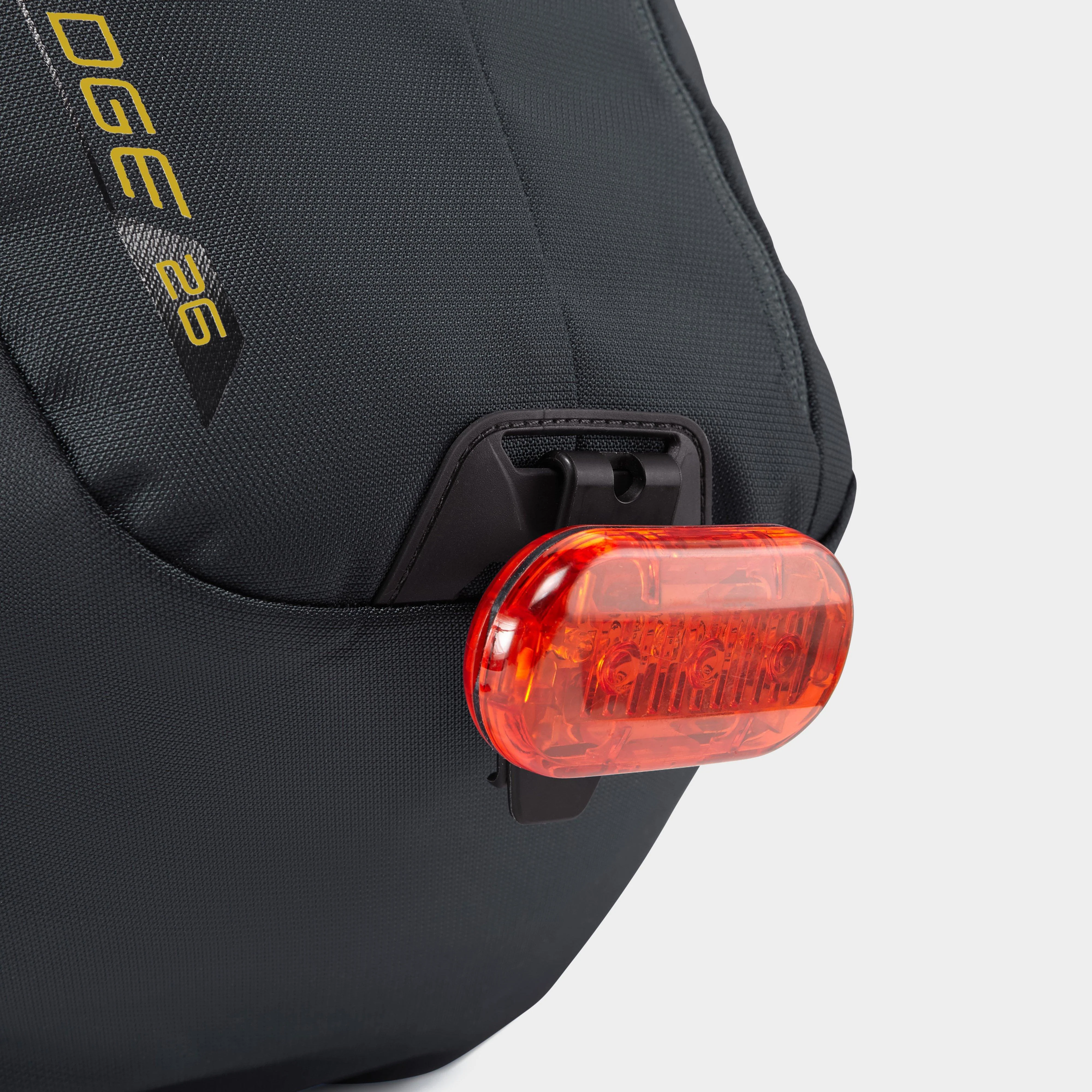 Edge 26 Litre Daysack - Image 3